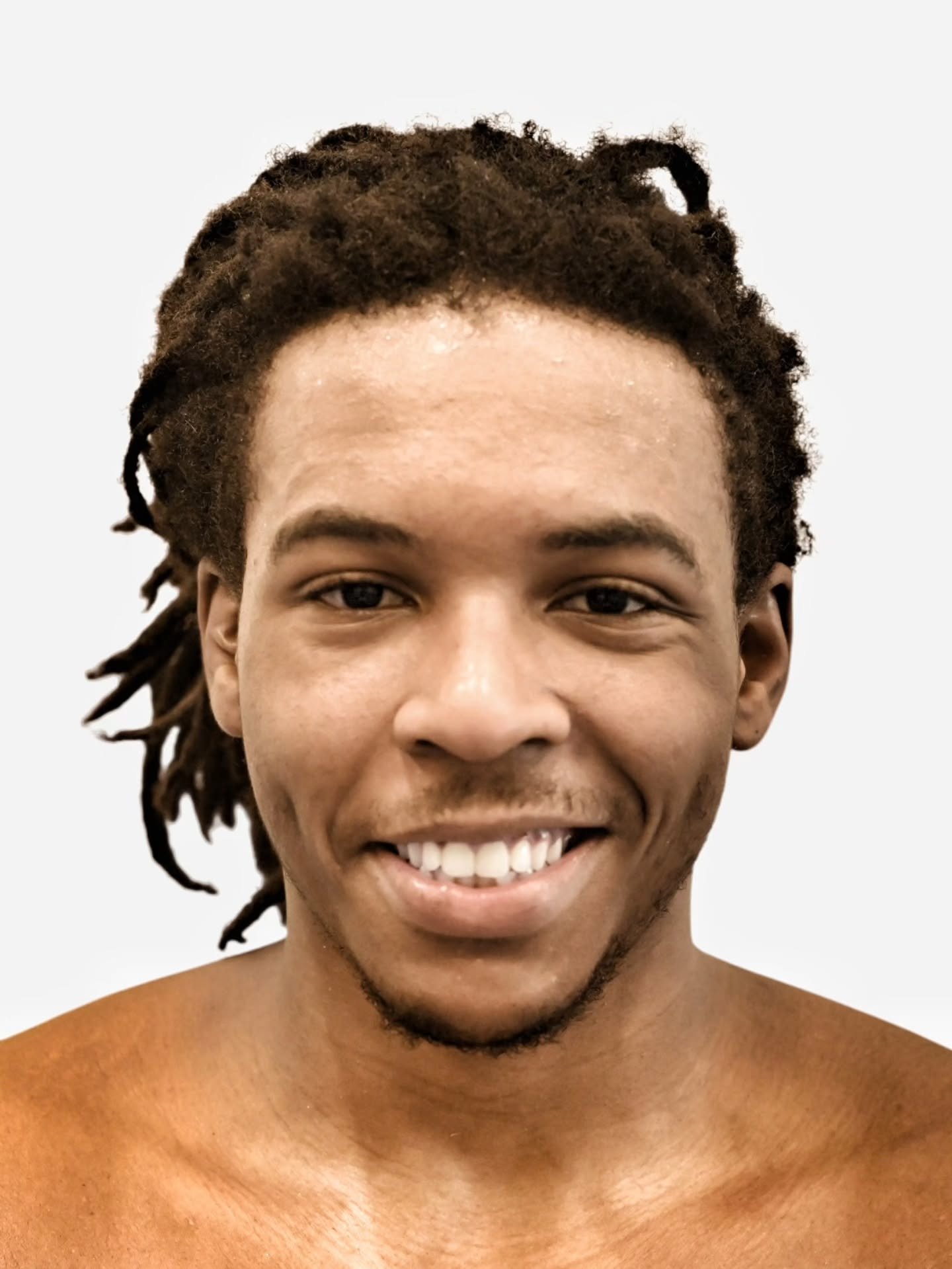 This is&nbsp;Jeremiah Pierre-Louis @nonchalant_dreadheadbjj
He started in 2021 with little to no experience and only was into striking. He wasn&rsquo;t too fond of rolling on the ground and doing armlocks all day. Then from leaving a Commercial UFC f