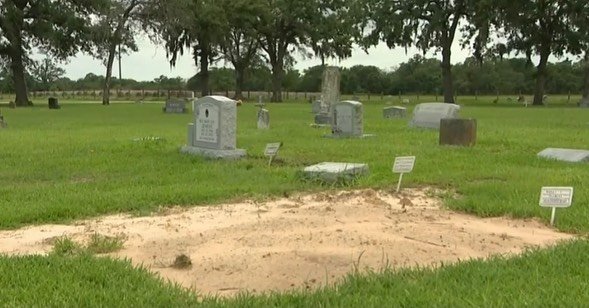 Black residents of Hempstead, Texas have argued the inequity in maintenance of city-owned cemeteries between the two Black cemeteries and other white cemeteries. Internment&rsquo;s in Hempstead Oakwood cemetery date back to the 20th century. 
&bull;
