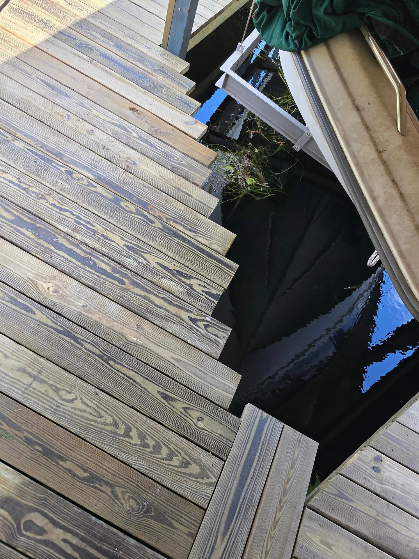 We&rsquo;re putting the finishing touches on this local canal dock project, and our client is so thrilled with the results that she&rsquo;s asked us to handle her seawall next. Nothing is more rewarding than happy clients who trust us with their next