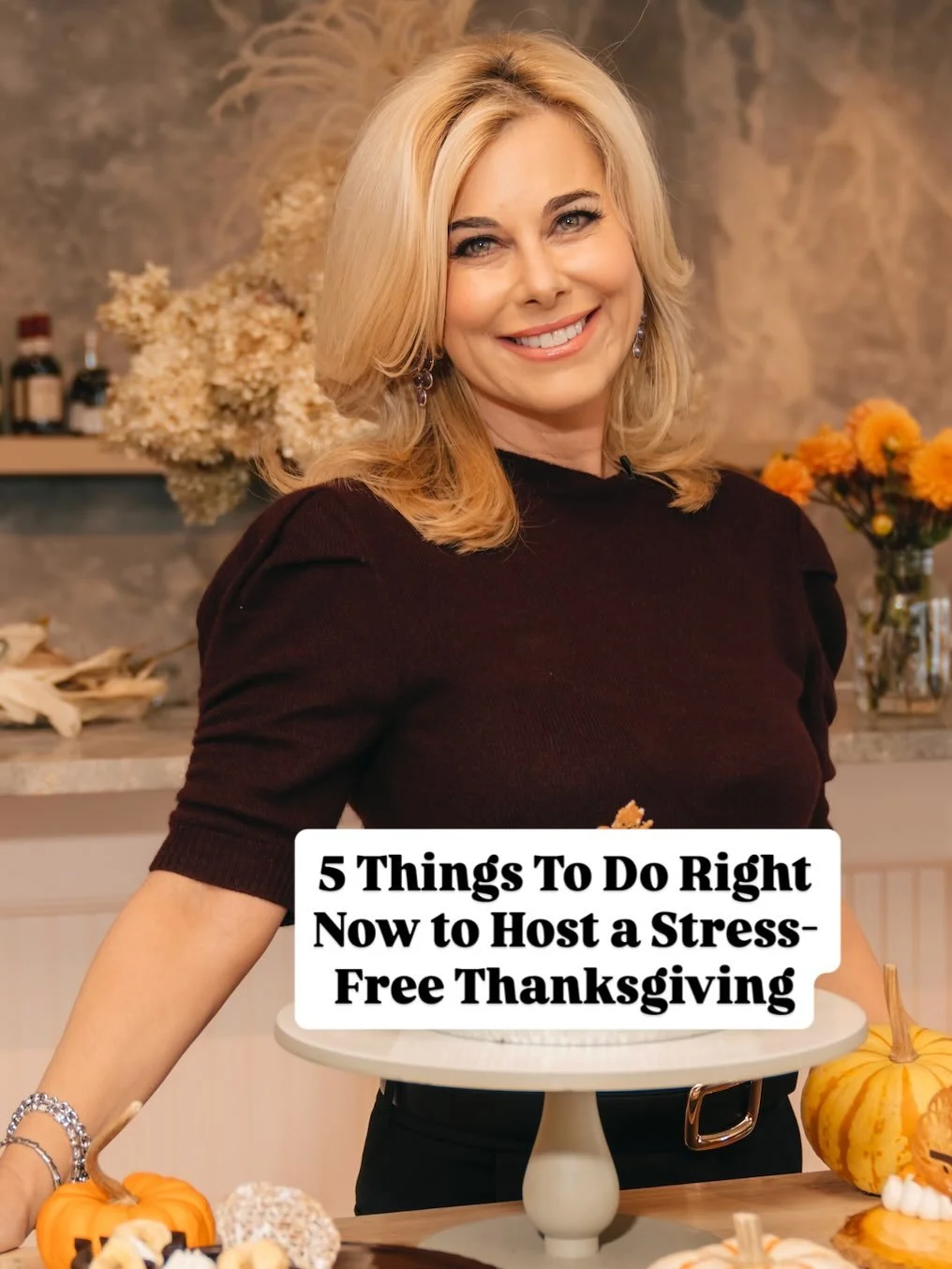 5 Things To Do Right Now To Host a Stress- Free Thanksgiving 🦃Add your holiday prep tips in the comments! 📷 1 credit @kostromina.

1. Check your pantry so you&rsquo;re not doubling up on things you already own.
2. Lock in your menu &mdash; no secon