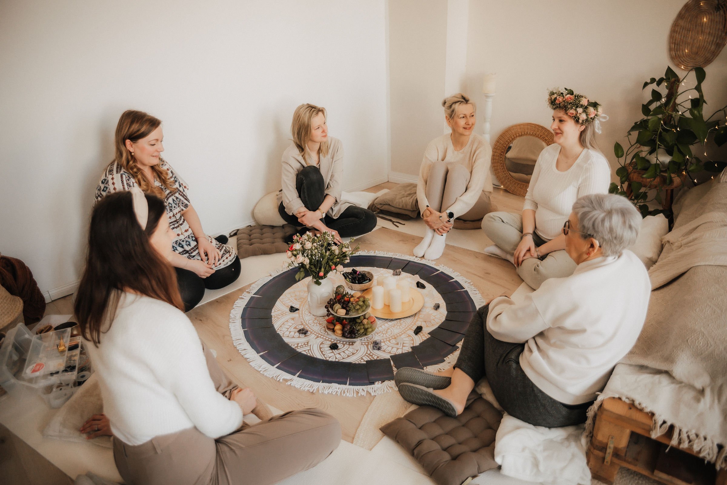 Motherblessing Monique Hoth Demmin Sitzkreis.jpg