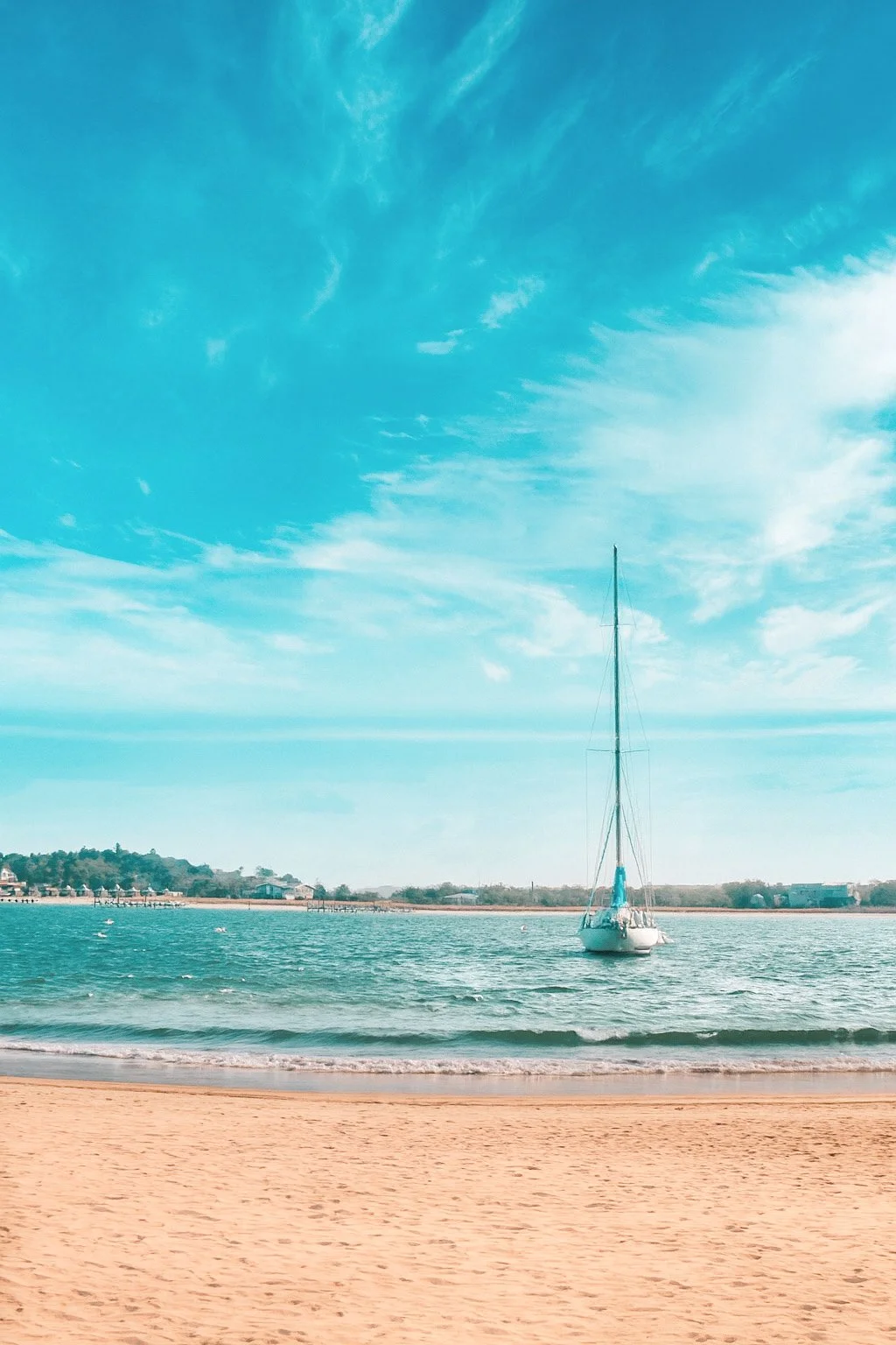 Sail boating around Martha's Vineyard