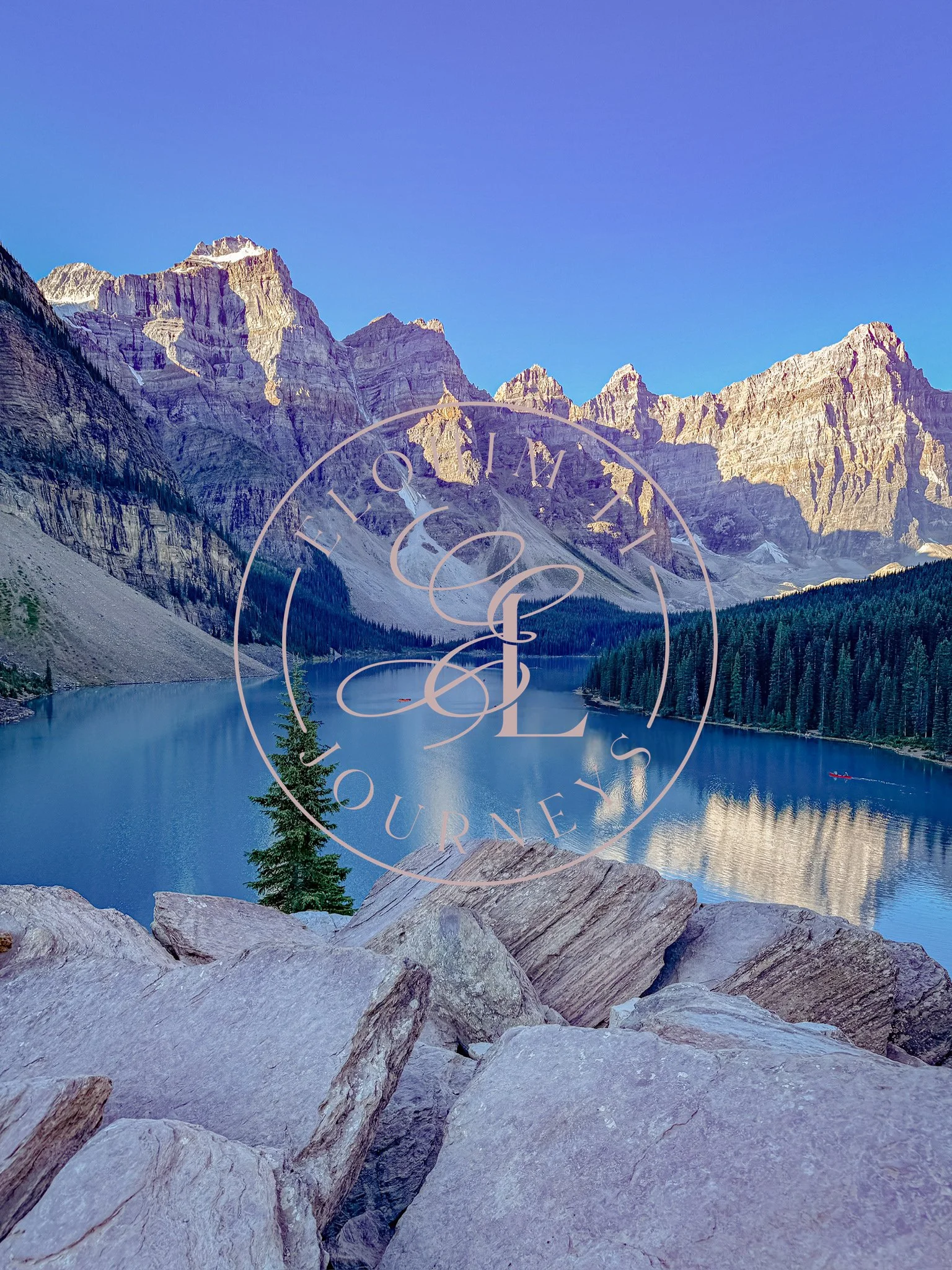 Reflejos en el lago Moraine, Montañas Rocosas canadienses