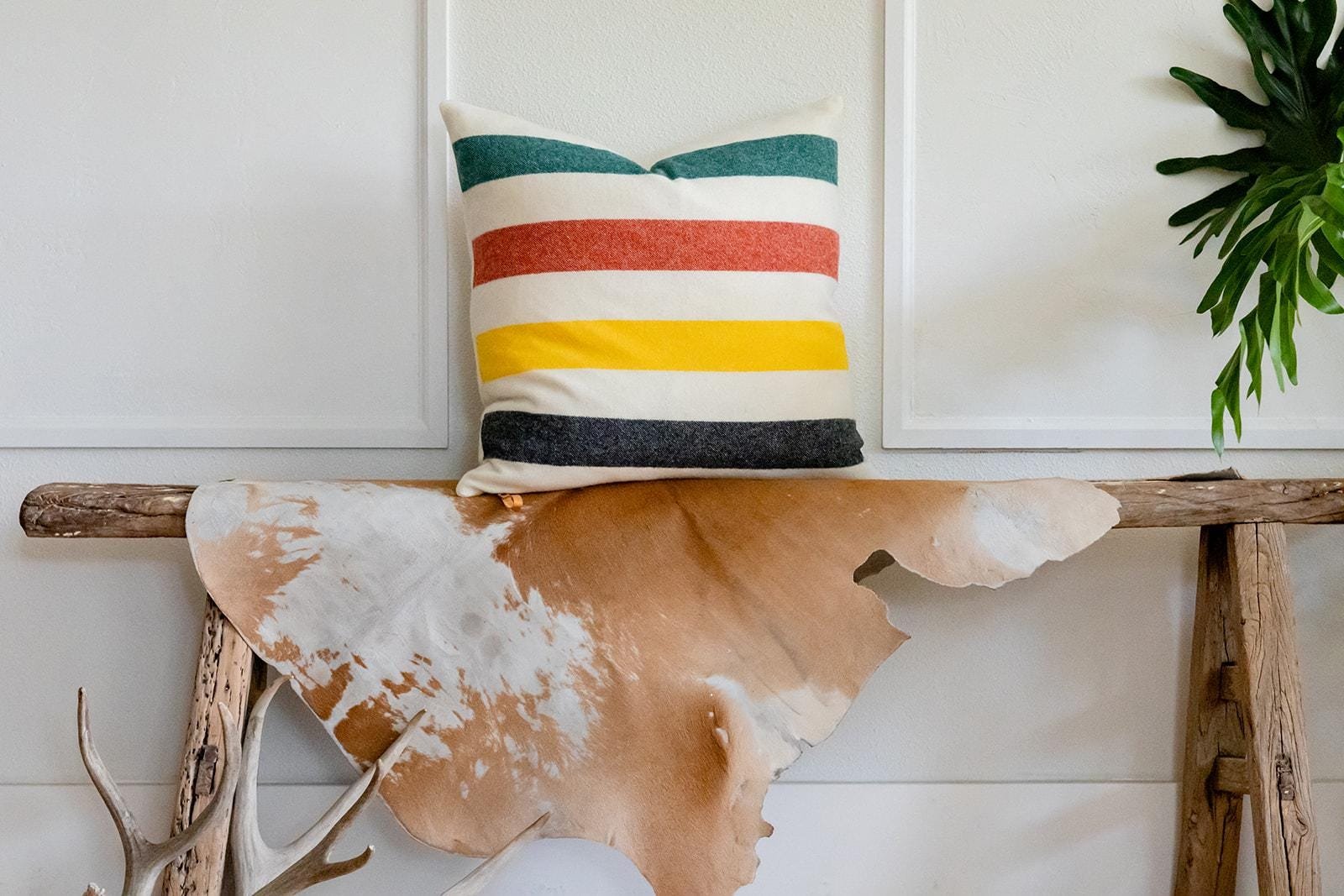 https://i.etsystatic.com/7192141/r/il/d8a2e3/6265111451/il_fullxfull.6265111451_bpqj.jpg