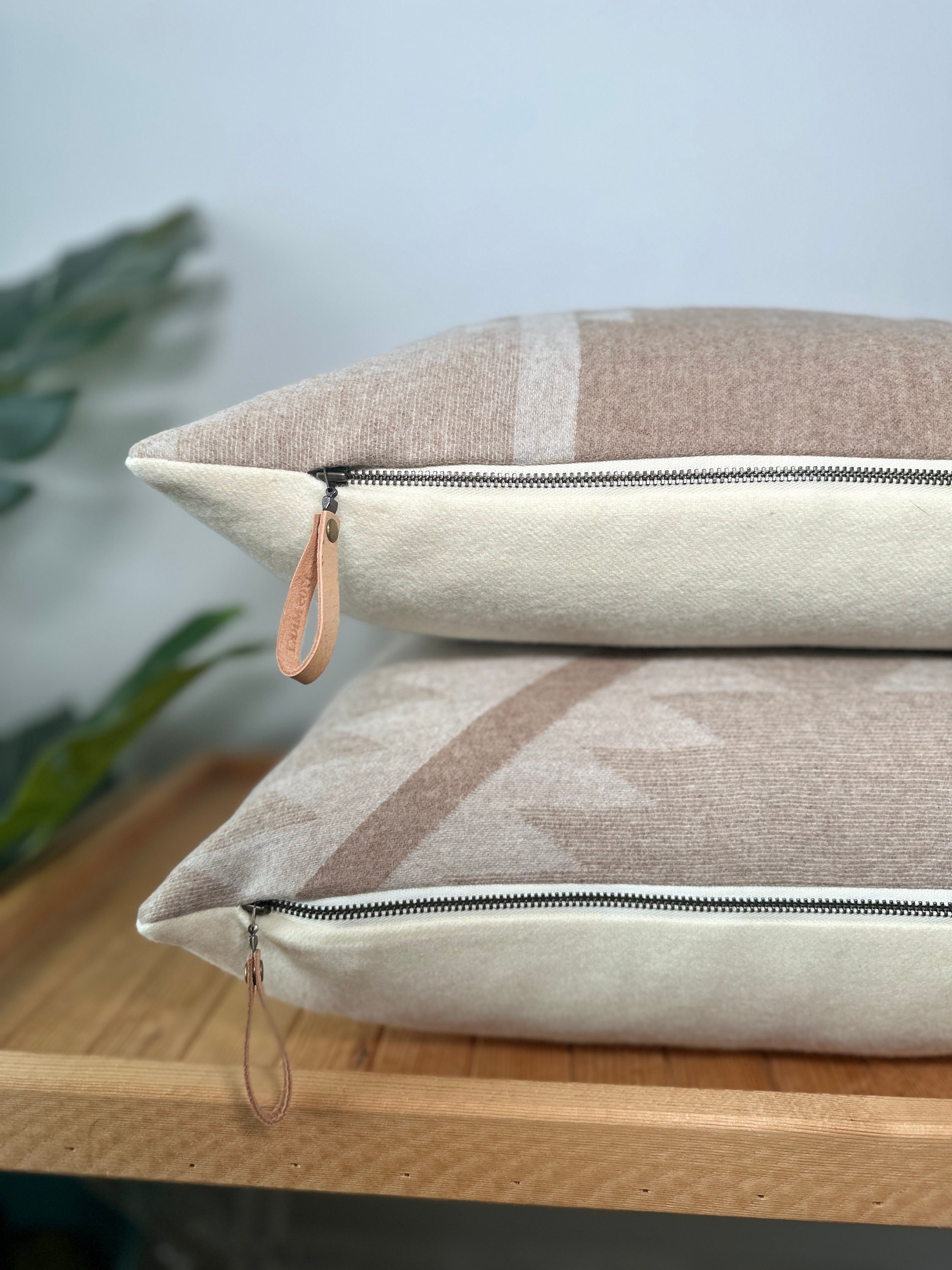 https://i.etsystatic.com/7192141/r/il/50873d/5798586274/il_fullxfull.5798586274_li4l.jpg