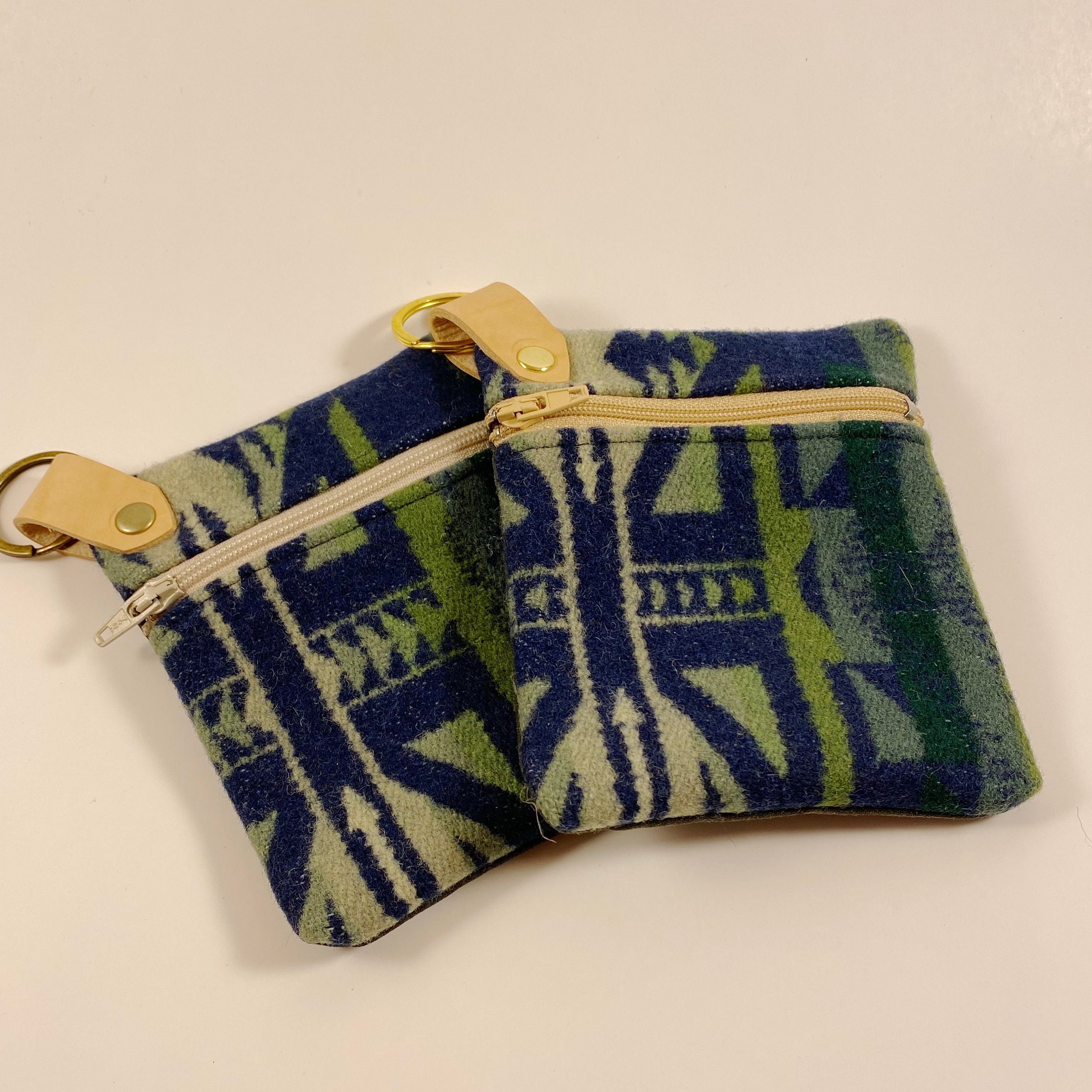 https://i.etsystatic.com/7192141/r/il/3cbc20/3198343801/il_fullxfull.3198343801_bkiu.jpg