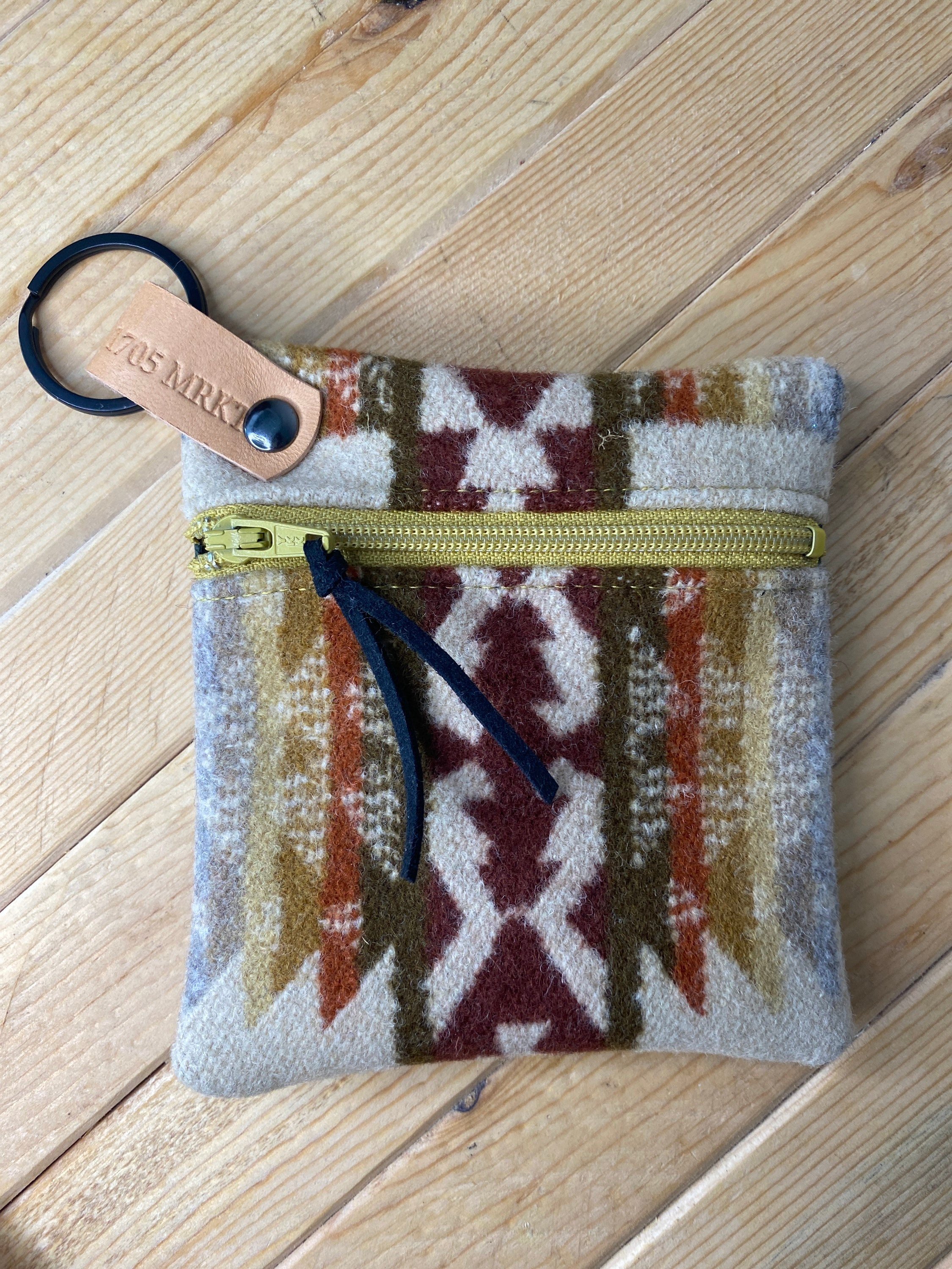 https://i.etsystatic.com/7192141/r/il/1004ff/4040923761/il_fullxfull.4040923761_m80q.jpg