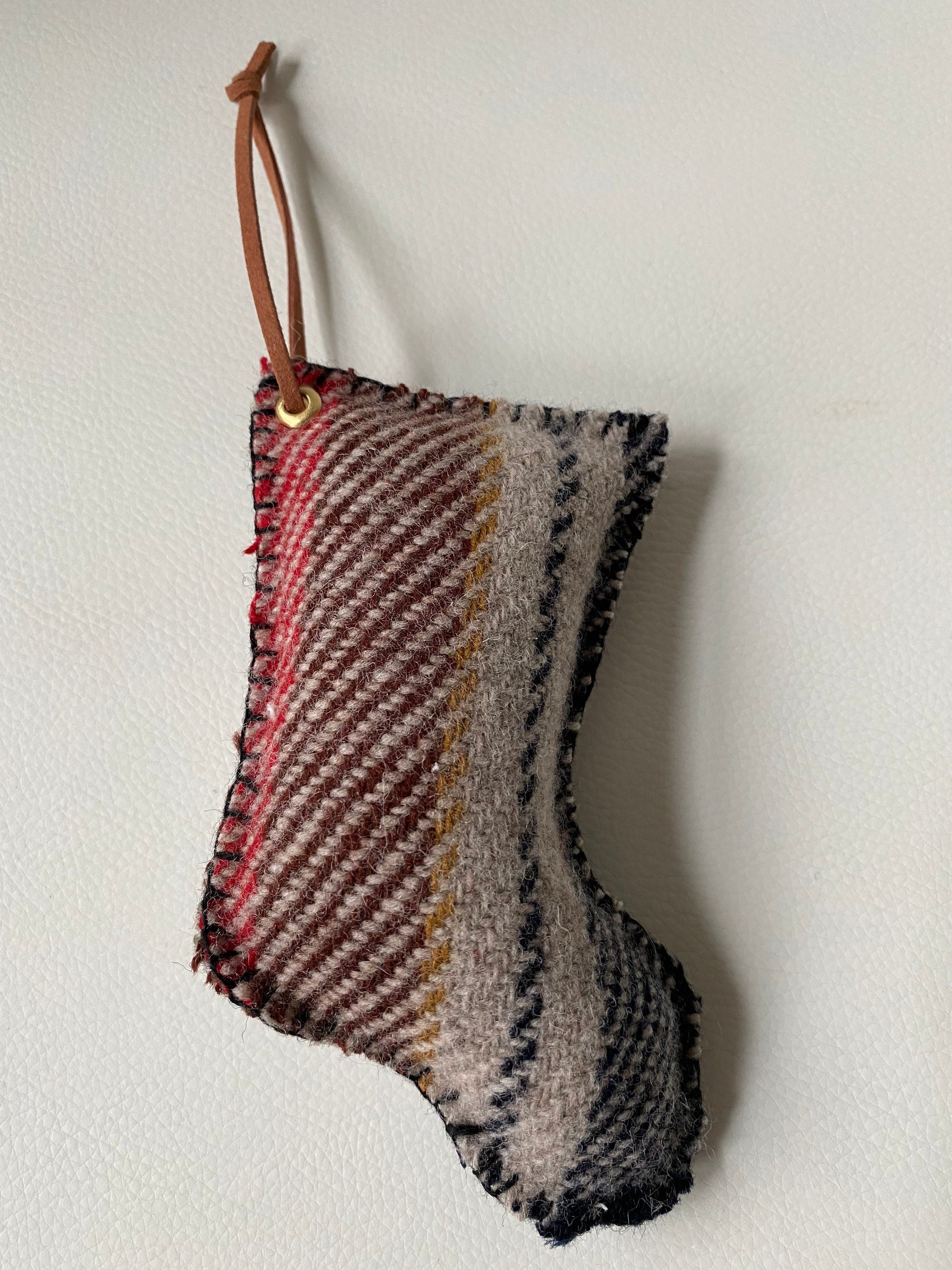 https://i.etsystatic.com/7192141/r/il/3e46ad/2648376256/il_fullxfull.2648376256_ic2i.jpg