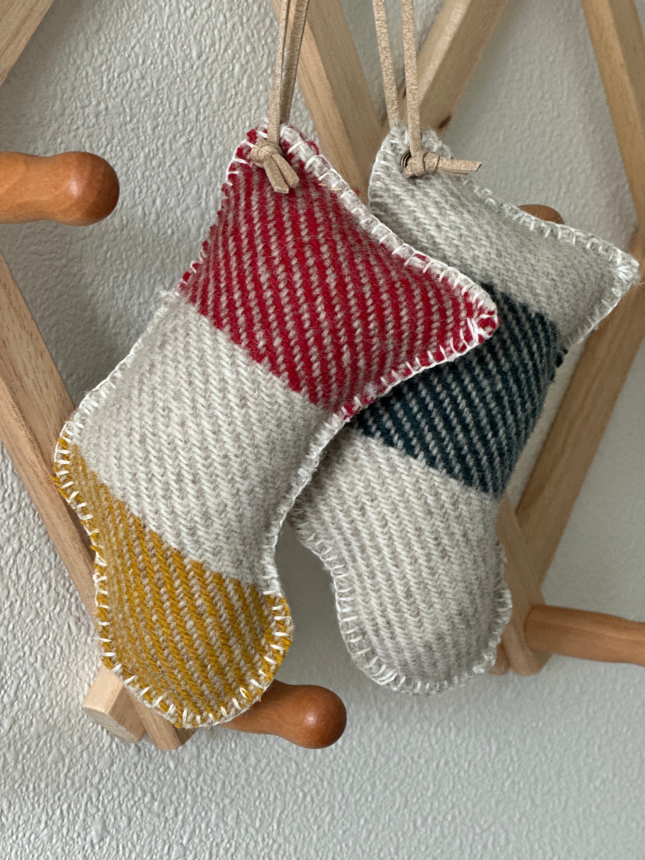 https://i.etsystatic.com/7192141/r/il/28d1b7/5388741432/il_fullxfull.5388741432_cugk.jpg