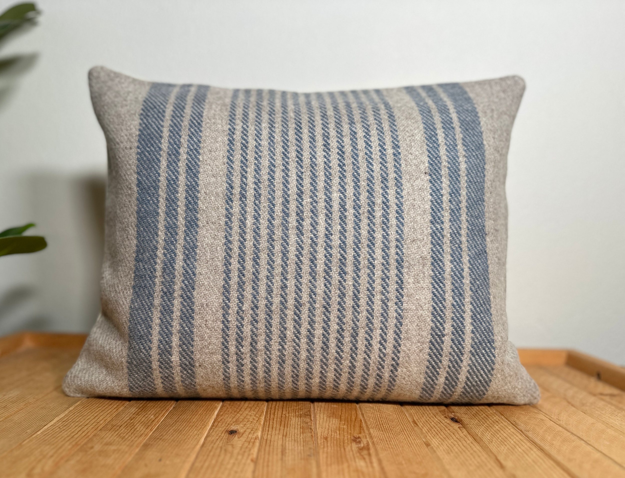 https://i.etsystatic.com/7192141/r/il/f51dd9/5830248629/il_fullxfull.5830248629_2bg4.jpg