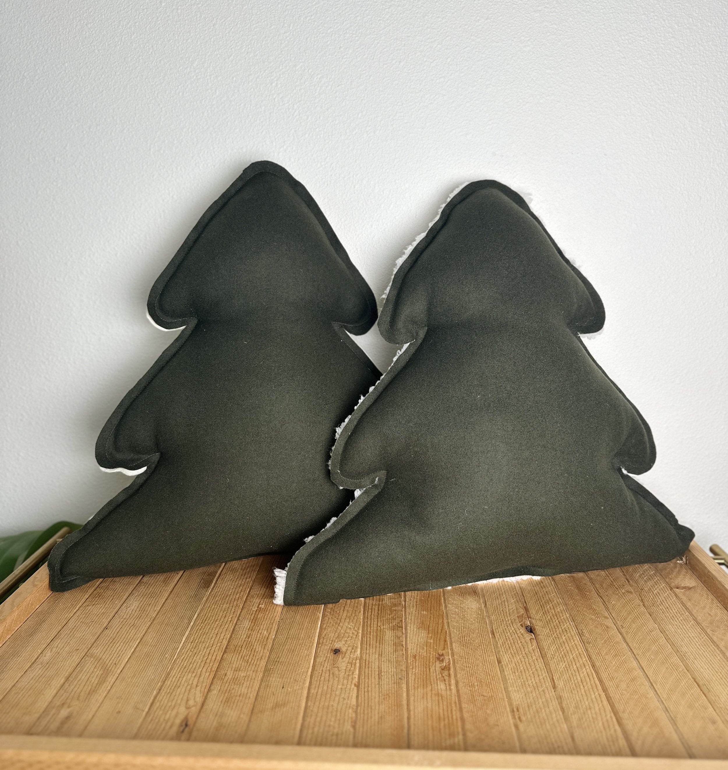 https://i.etsystatic.com/7192141/r/il/bf57d7/5773160450/il_fullxfull.5773160450_g6hg.jpg