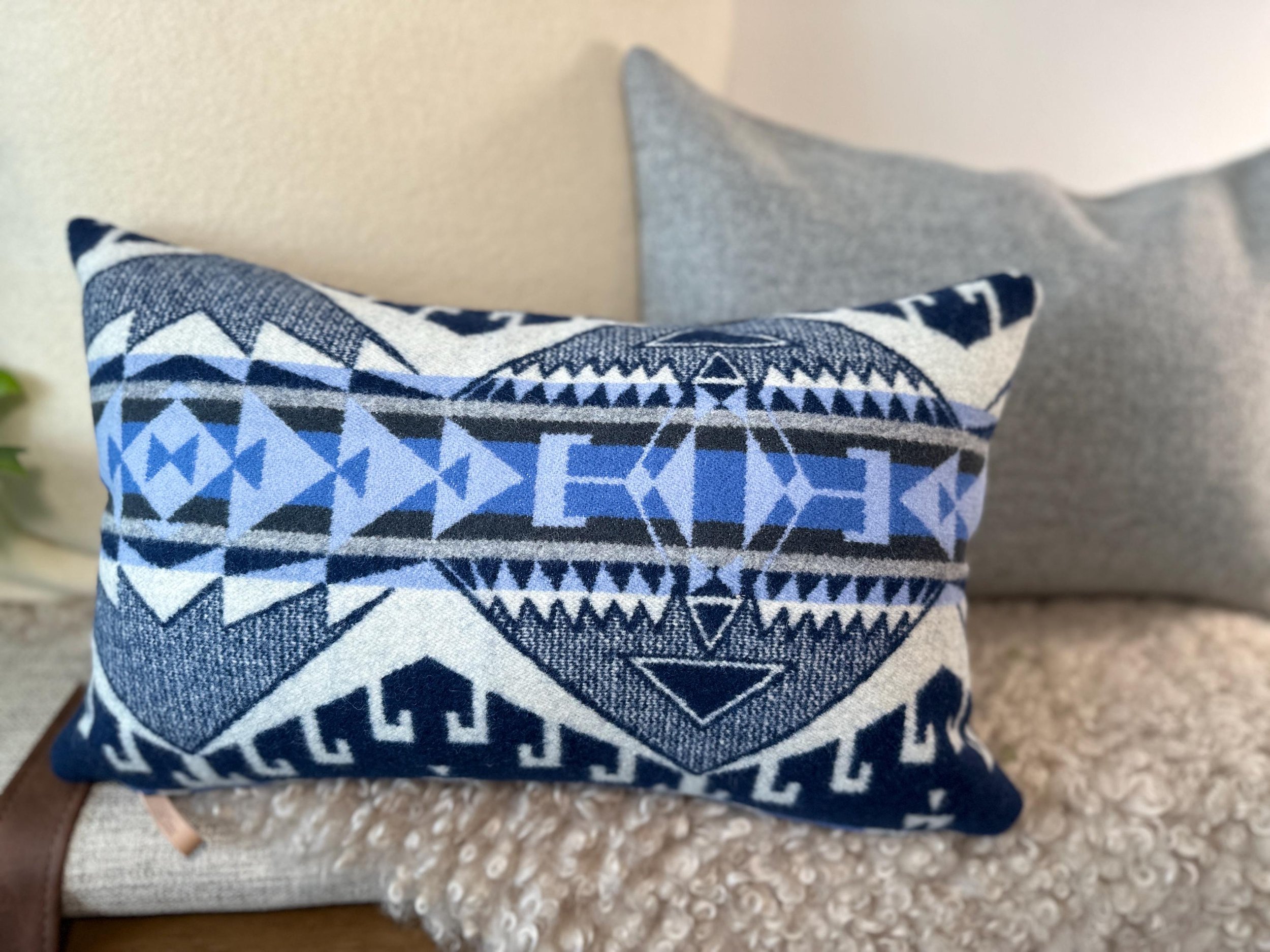 https://i.etsystatic.com/7192141/r/il/08f985/6106169920/il_fullxfull.6106169920_d1kr.jpg