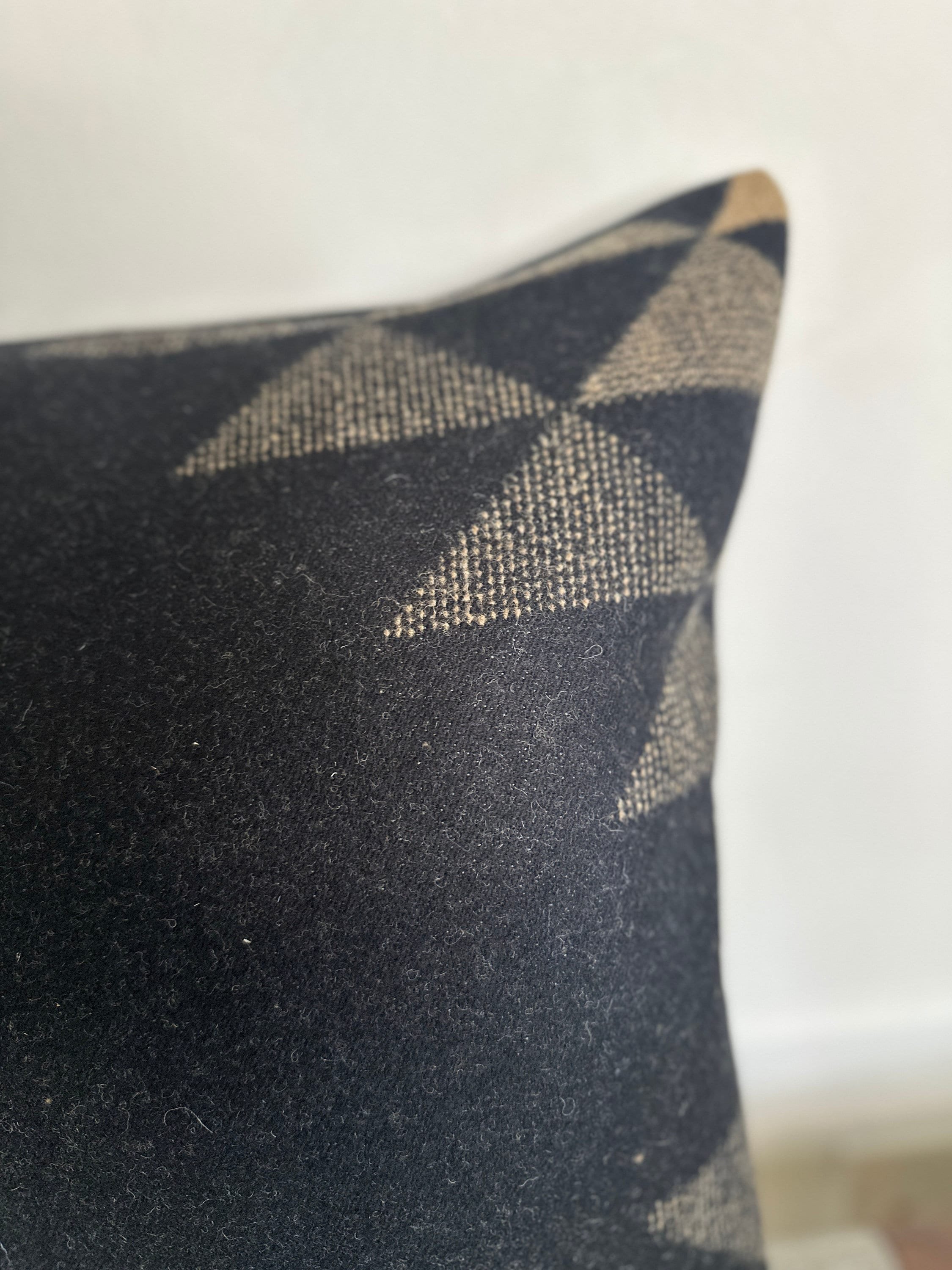 https://i.etsystatic.com/7192141/r/il/82bca3/5748559315/il_fullxfull.5748559315_4rxs.jpg
