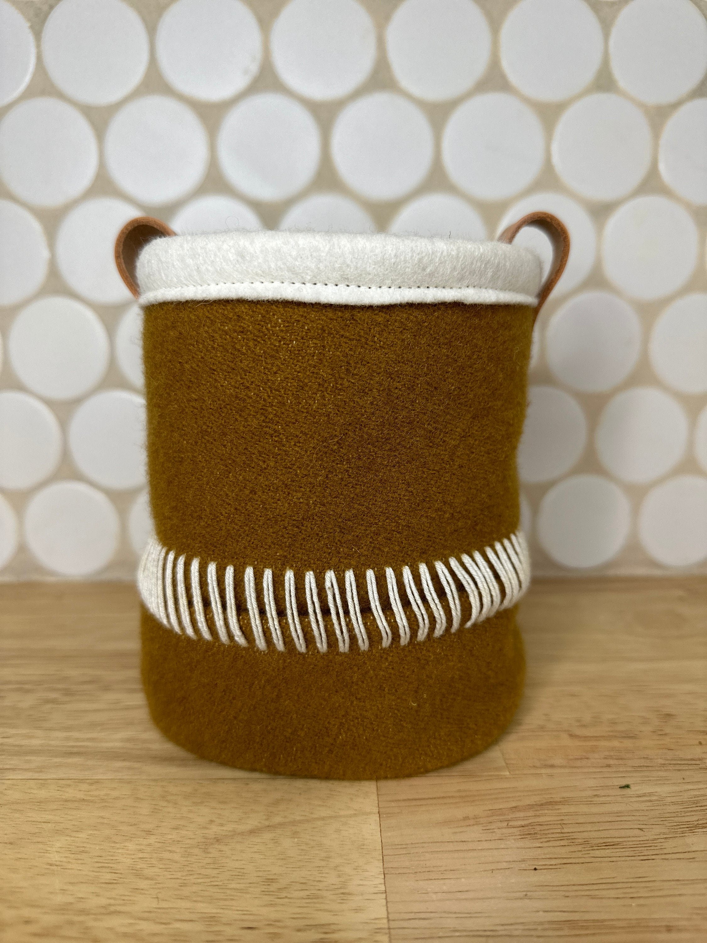 https://i.etsystatic.com/7192141/r/il/fe48d7/5737057271/il_fullxfull.5737057271_b70b.jpg