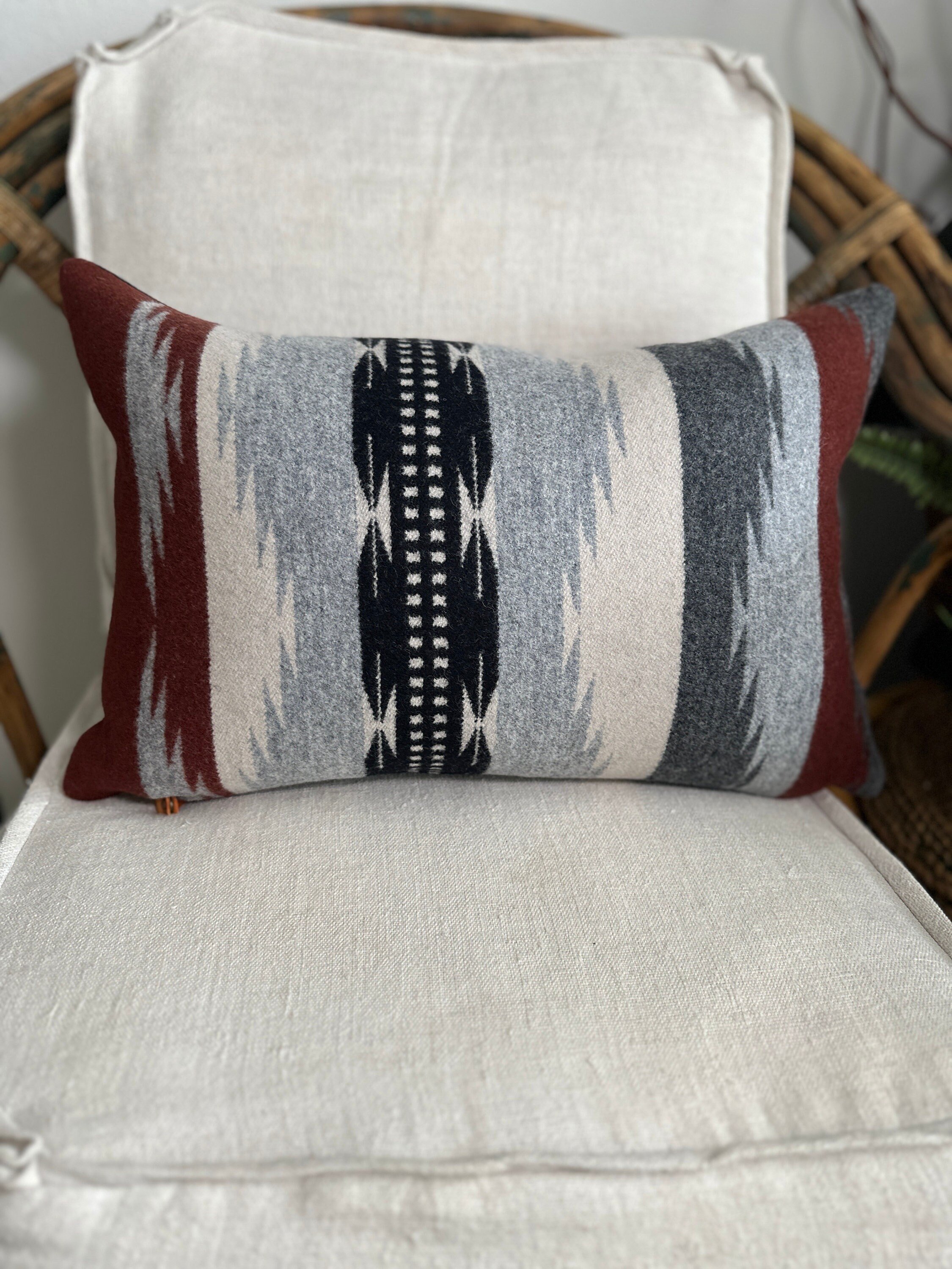 https://i.etsystatic.com/7192141/r/il/4a122f/6022622115/il_fullxfull.6022622115_bx8d.jpg