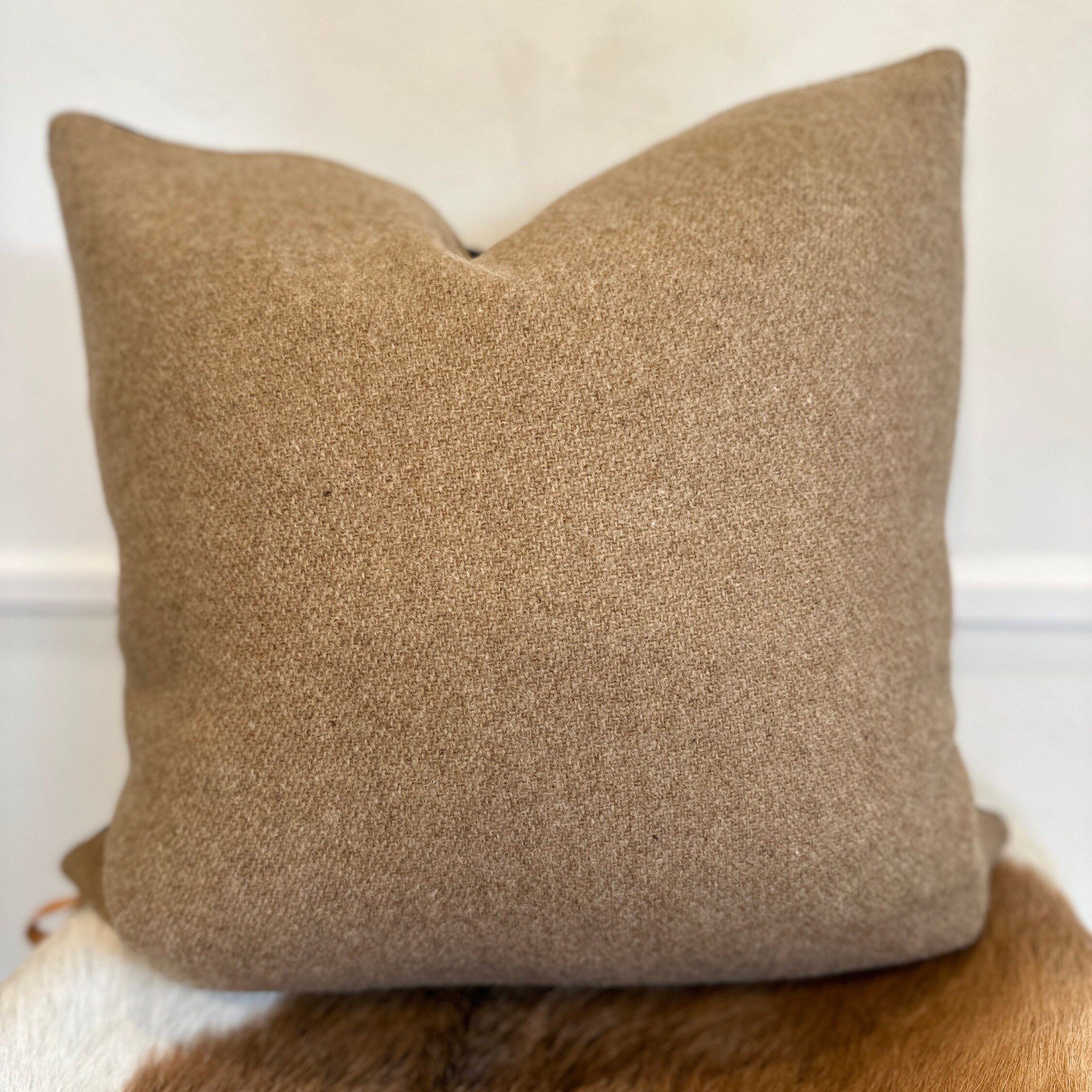https://i.etsystatic.com/7192141/r/il/30e0b1/5740562904/il_fullxfull.5740562904_ic4w.jpg