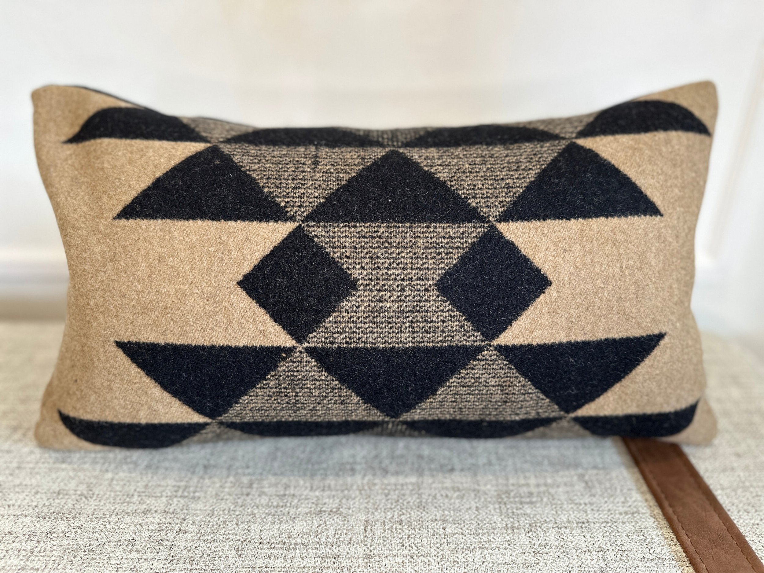 https://i.etsystatic.com/7192141/r/il/300d22/5767514076/il_fullxfull.5767514076_o71e.jpg