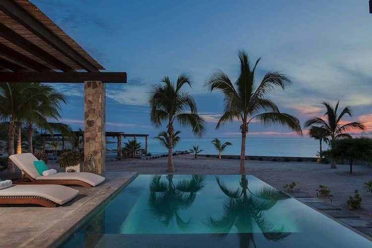 Villa de Belladonna Sunset (1).jpeg