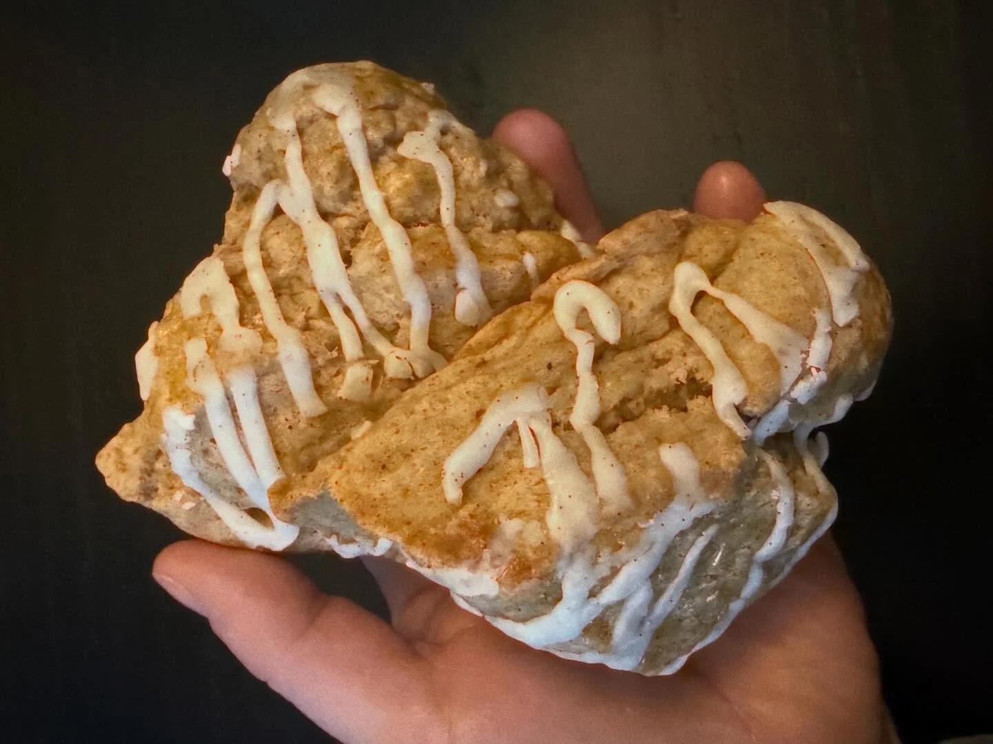 @_needtoknead_ is kind of a big deal. VANILLA BEAN CHAI SCONE🫢