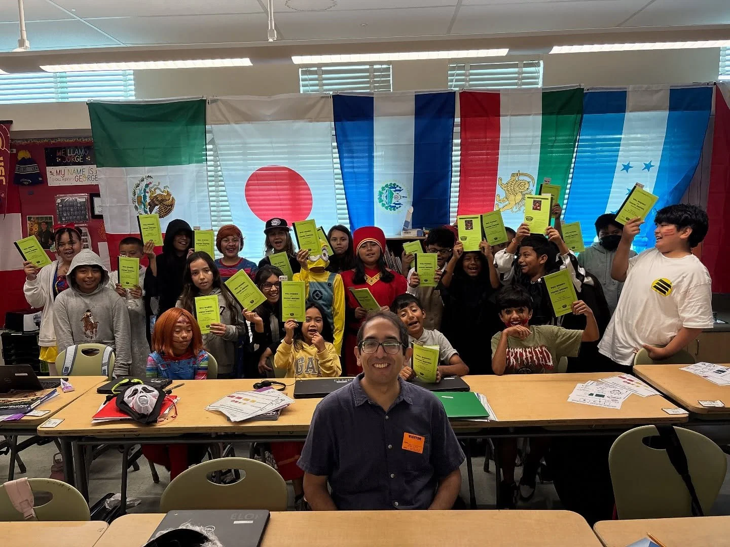 What&rsquo;s scarier than monsters and ghouls? Blank pages! ✏️ 

Students at Camino Nuevo Sandra Cisneros didn&rsquo;t leave a single blank page for their Well Wishing and Poetry books which were hand delivered this spooky morning.

Wishing all a Hap