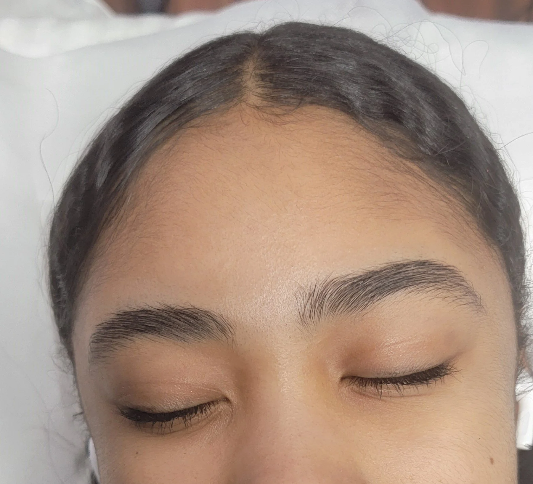 Brows Before.jpg
