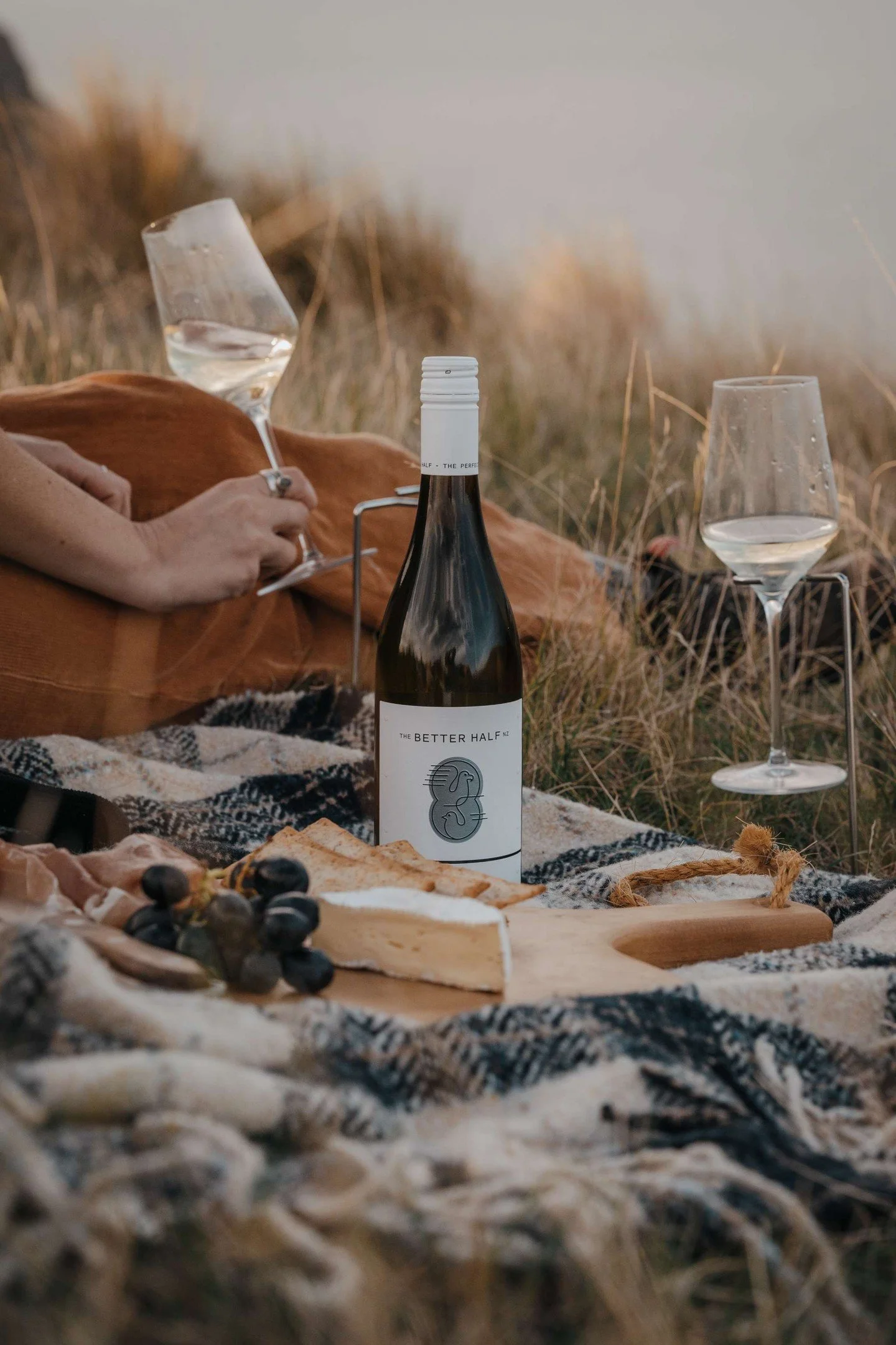 SAVVY NEW ZEALAND SAUVIGNON BLANC

The Better Half 
Attentively made by Jules Taylor&rsquo;s husband George, in jest &ldquo;The Better Half&rdquo;, this playfully named Sauvignon Blanc is a perfectly ripened wine with outstanding purity, concentratio