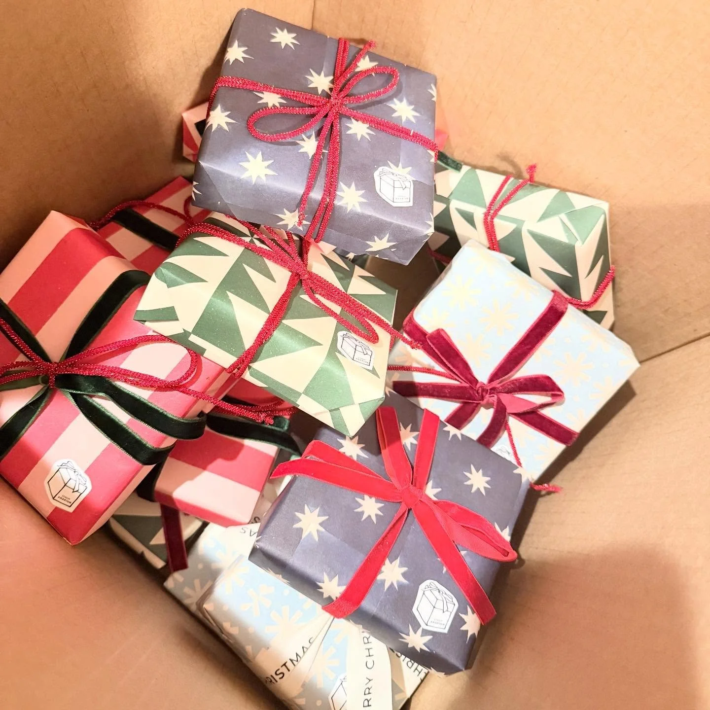 Compliment gift wrapping!