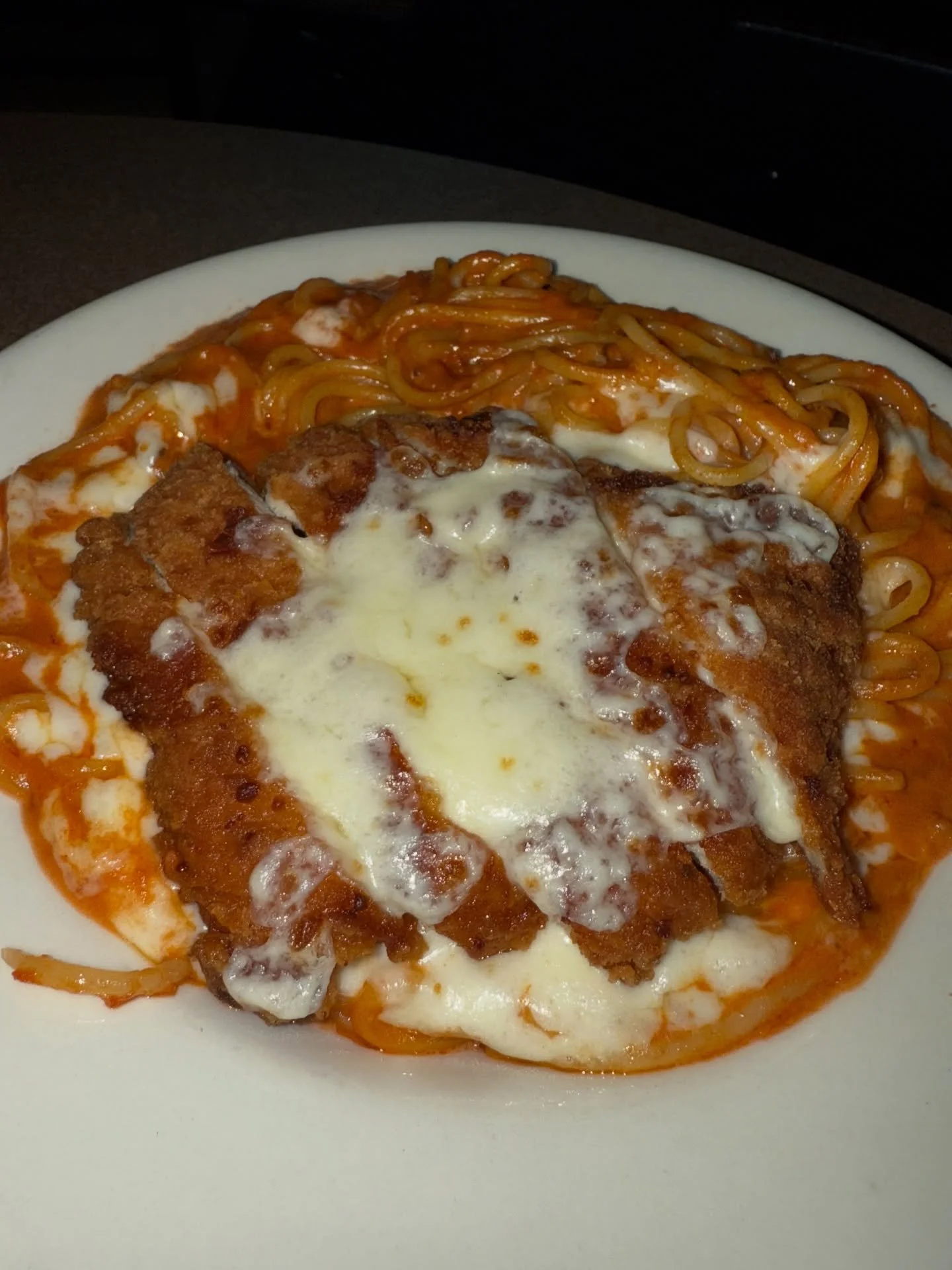 ✨ Vodka Pasta + Crispy Chicken = Pure Comfort Heaven ✨
Our signature vodka pasta topped with crispy chicken and finished with a blanket of our house-ground mozzarella, melted to perfection. One bite and you&rsquo;ll understand why this is everyone&rs