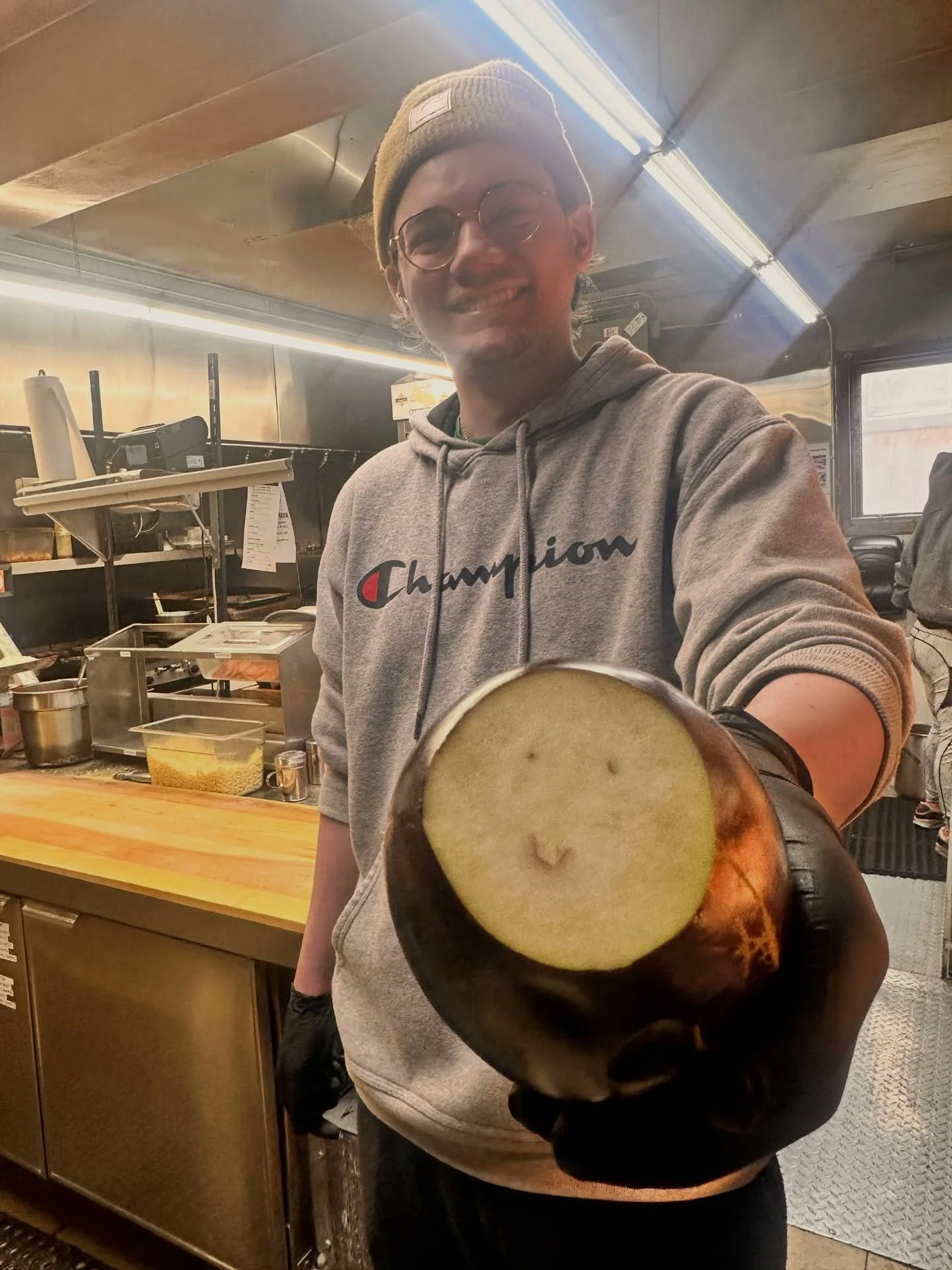 The veggie that smiles back :) EGGPLANT #lisaspizzamilwaukee #lisaspizza #pizzalovers #eggplants #mke