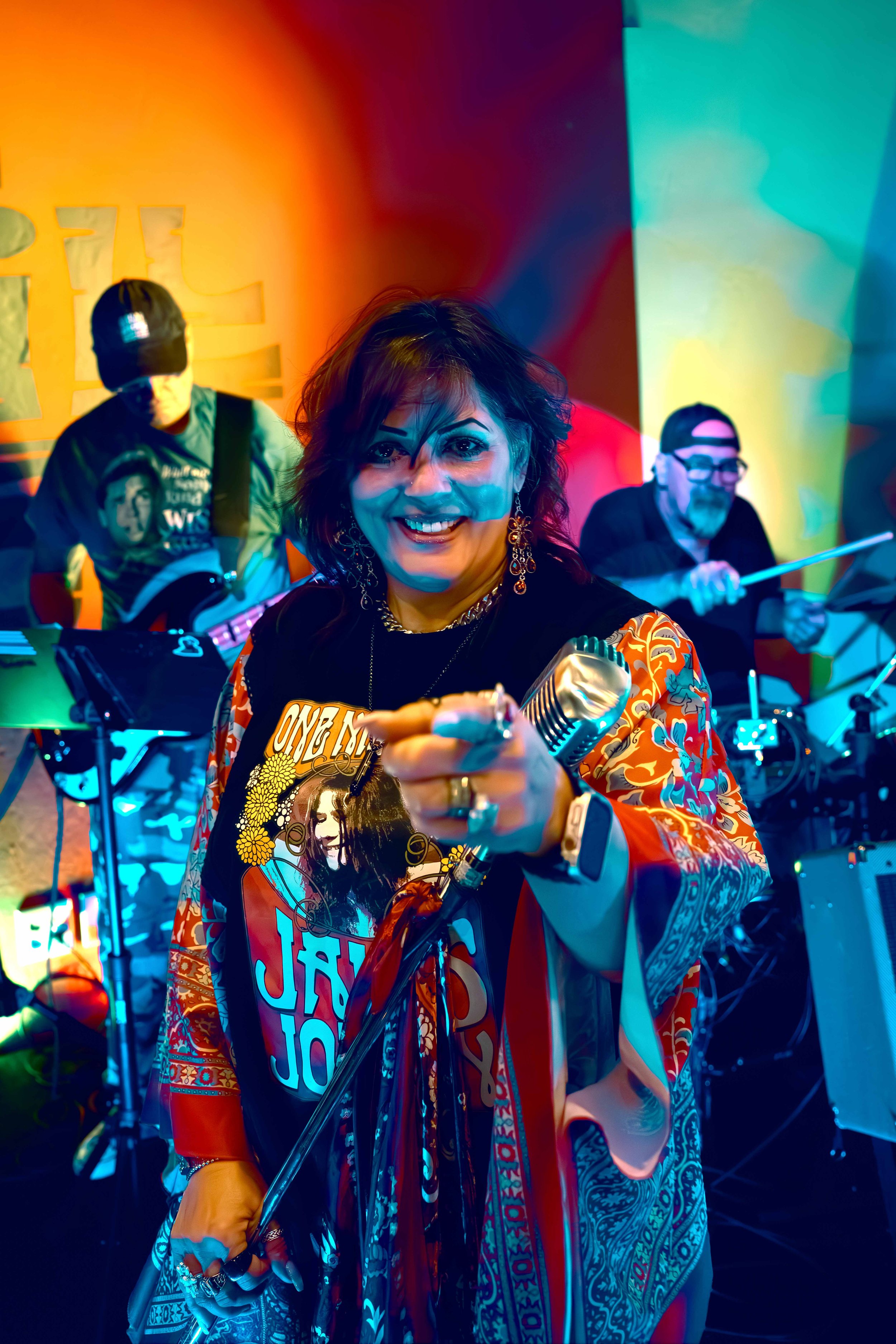 teal-contrast copy.jpg