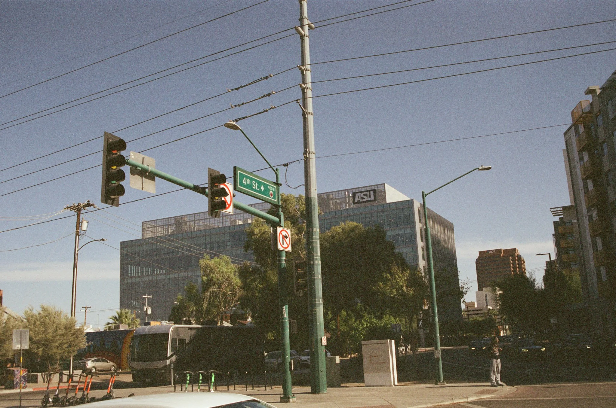 000351220026.jpg