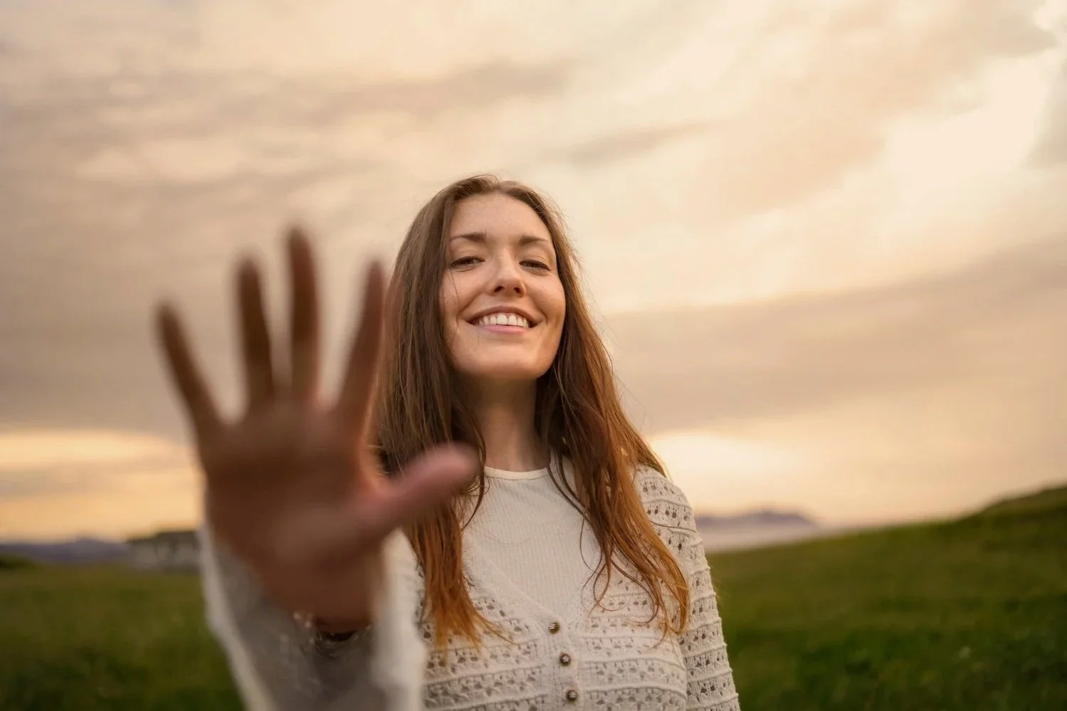 ¿Ser 'hater' te está amargando la vida? La negatividad también afecta tu salud mental