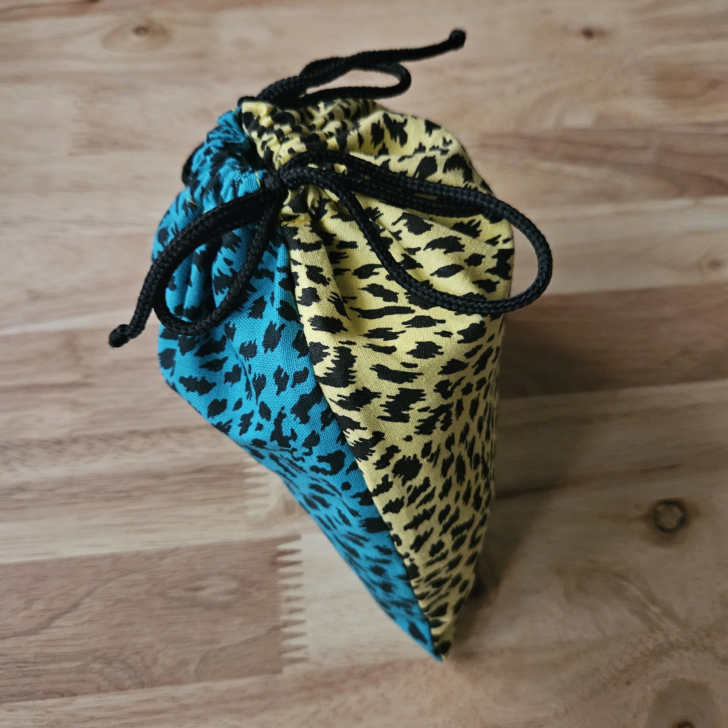 Jaunty-Gill-Drawstring-Pouch-Upcycled-GiftBag.jpg