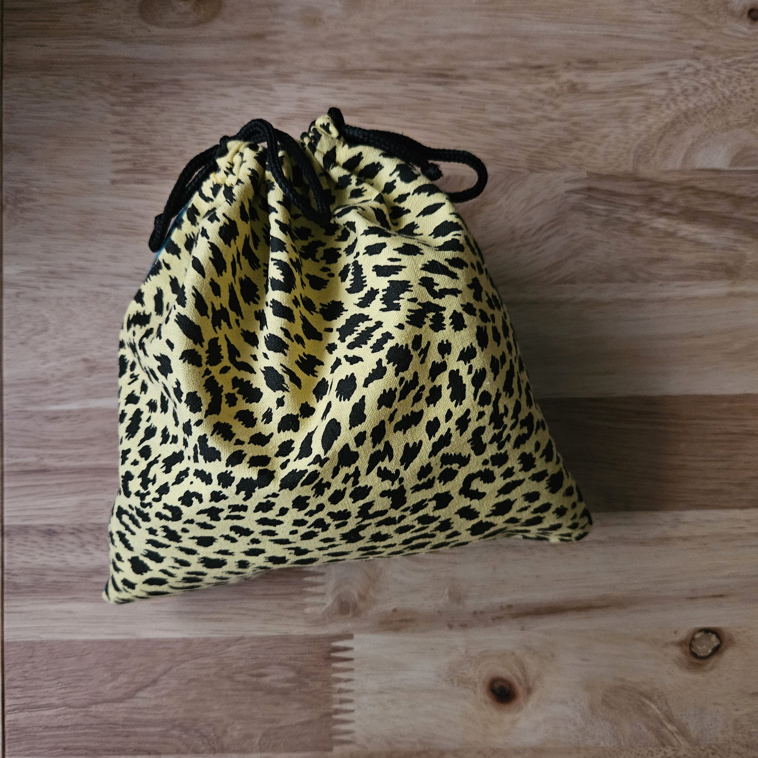 Jaunty-Gill-Drawstring-Pouch-Upcycled-GiftBag.jpg