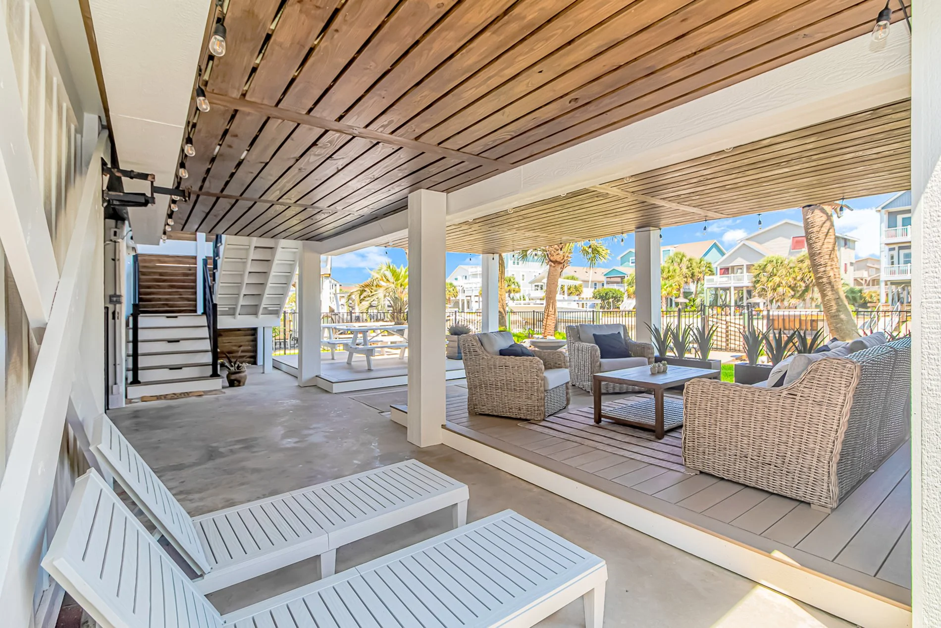 38_mls-35beach photos richmond st .jpeg