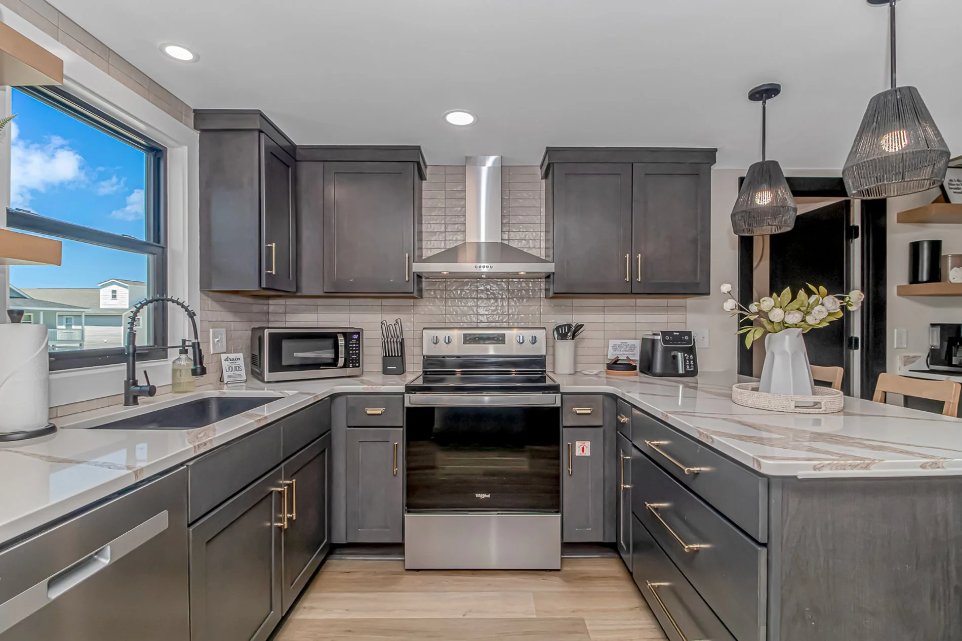 7_mls-6beach photos richmond st .jpeg