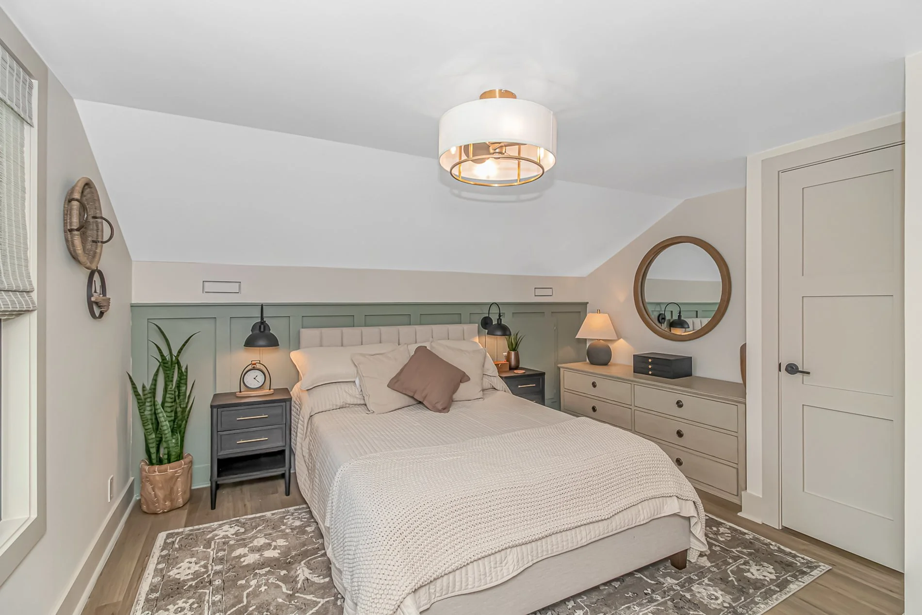 27_mls-24beach photos richmond st .jpeg