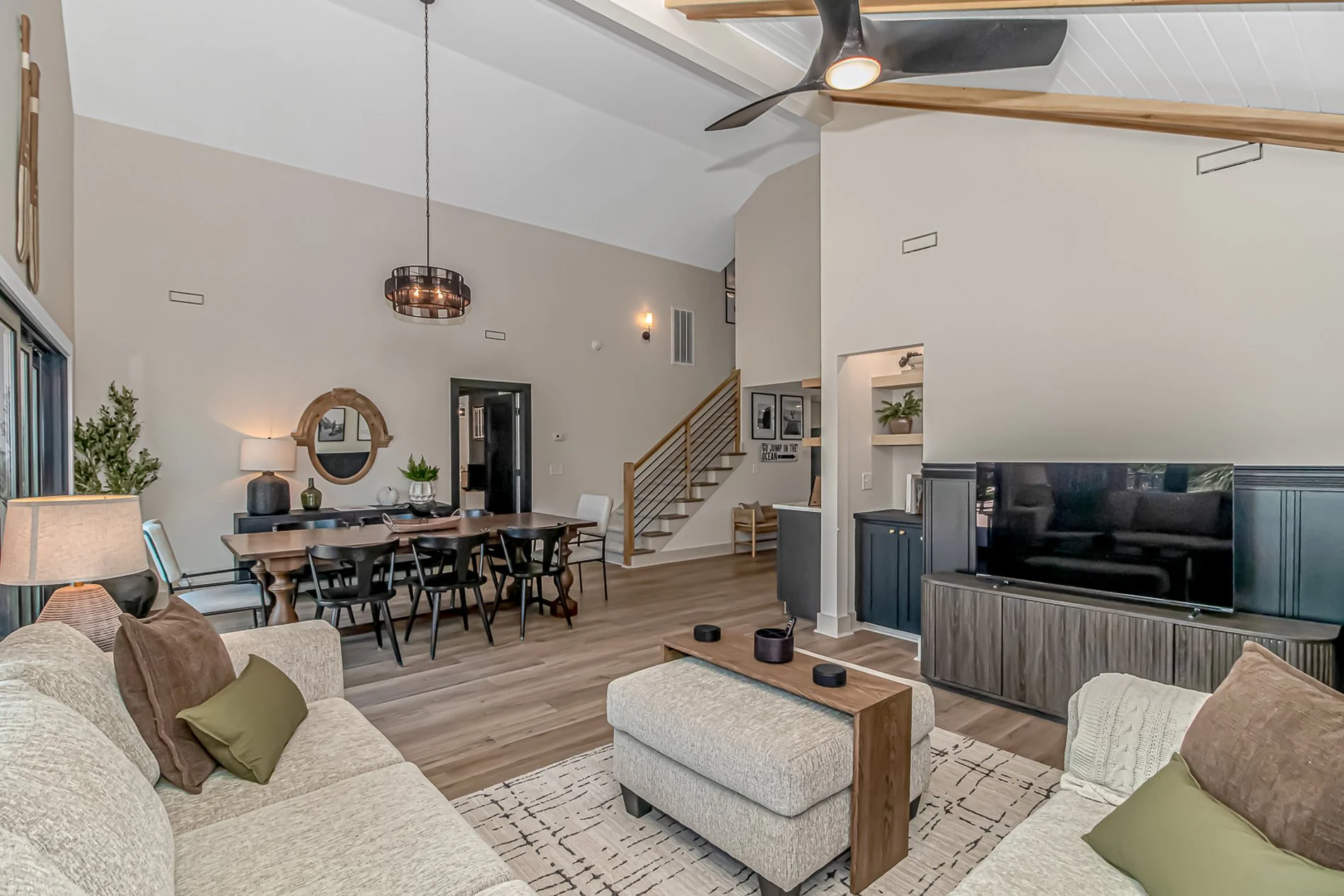 16_mls-12beach photos richmond st .jpeg