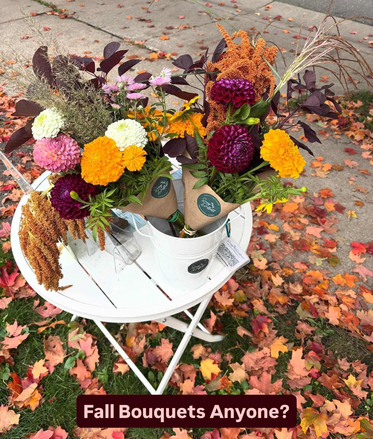 Fall Bouquets are in abundance now!! 

The Highland Park, MN yard stand is hit or miss with the weather but I try to have fresh bouquets out there. Message me if you&rsquo;d like to order/pickup/get delivery of your flowers (for you or someone specia