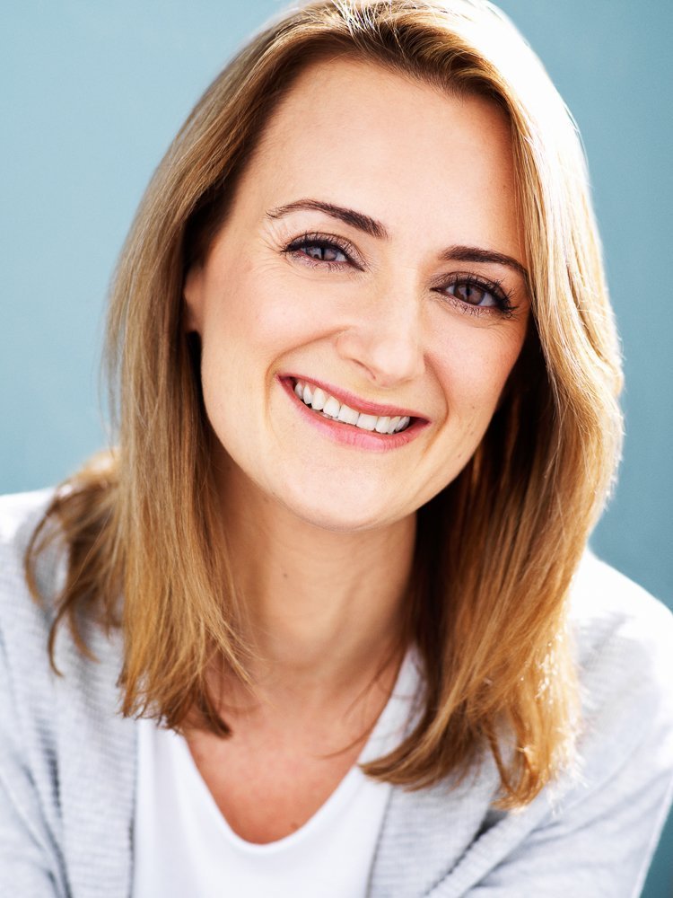 “I don't know how Dan does it, but he knows exactly what you need in that room! I have taken voice with him for different auditions/jobs and he always tailored the hour to exactly what I needed”