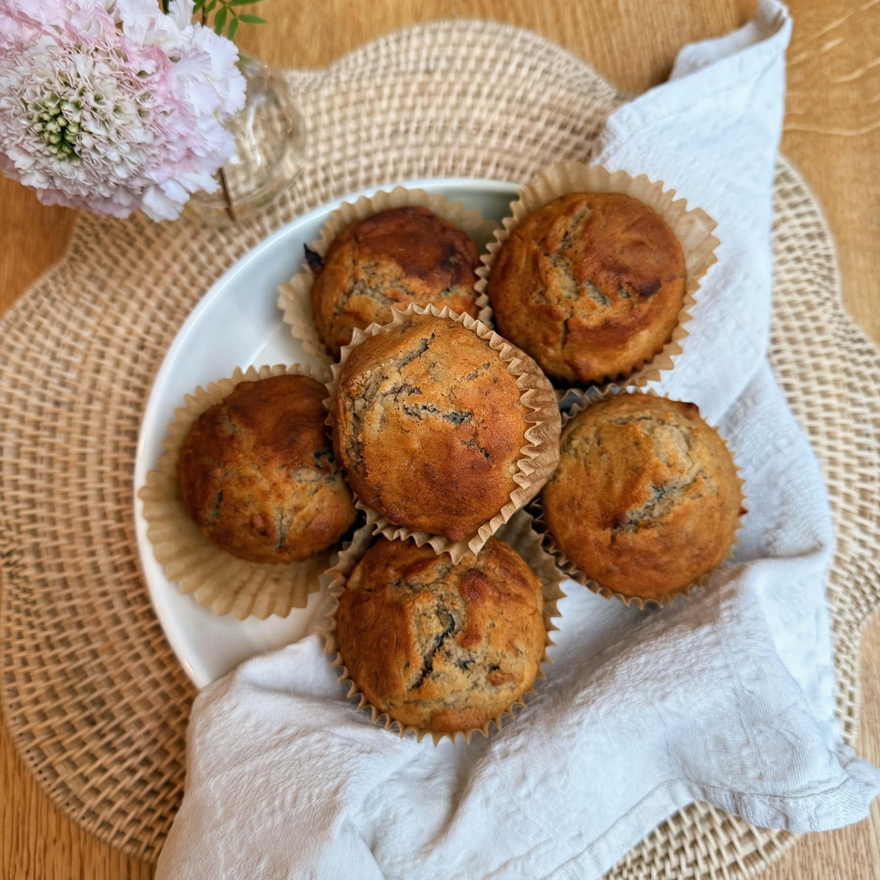 Banana bread muffins