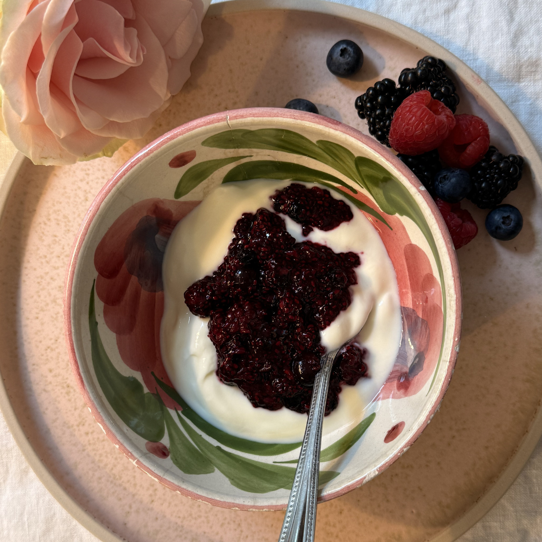 Easy chia berry jam</span>