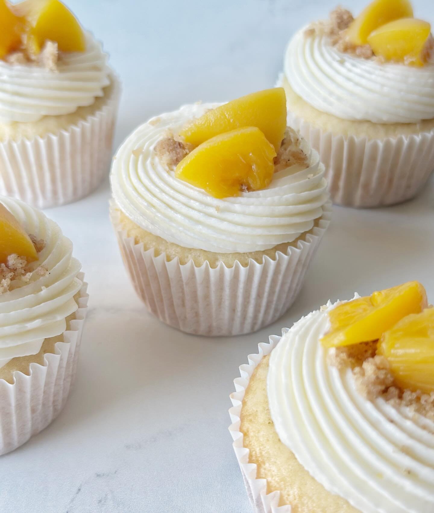 peach cobbler cupcakes.jpg