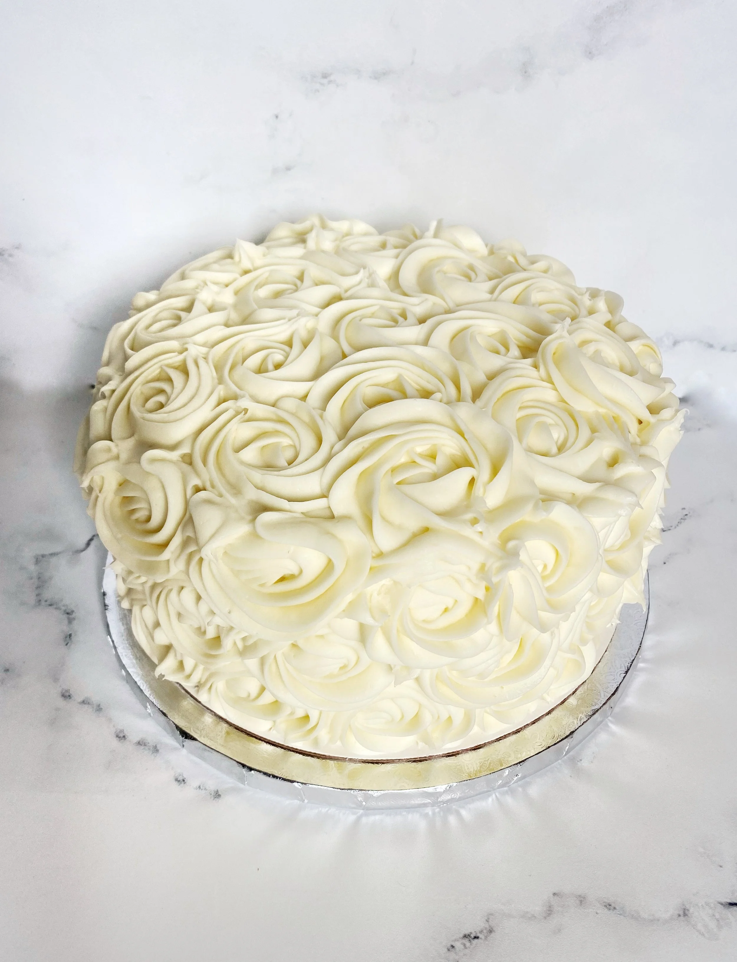 white rose cake.JPEG