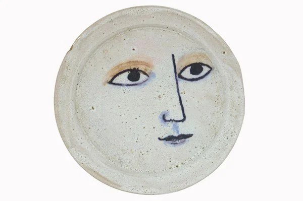 Face Plate by Jo Caddy