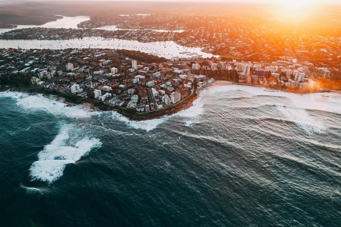 One of our most popular seascapes. Showcasing the almost the entire suburb of Cronulla. Along with the bays of the port hacking river ☀️