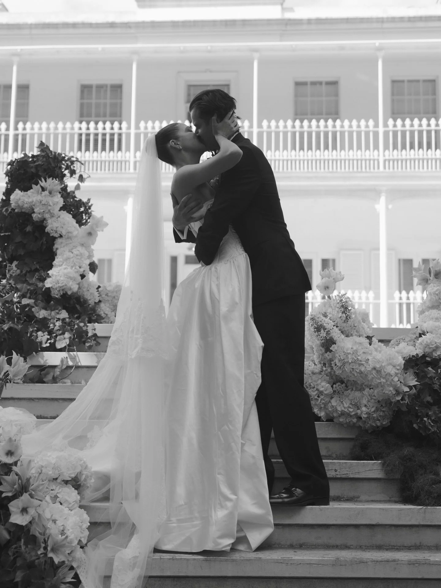 J&amp;N &mdash; Minuit au Ritz 🏹
Featured in @vogueaustralia 

An intimate garden ceremony woven into a heritage venue surrounded by lush greenery, unfolding into a modern reception with the energy of a grand NYC inspired party.

Planning, Styling a