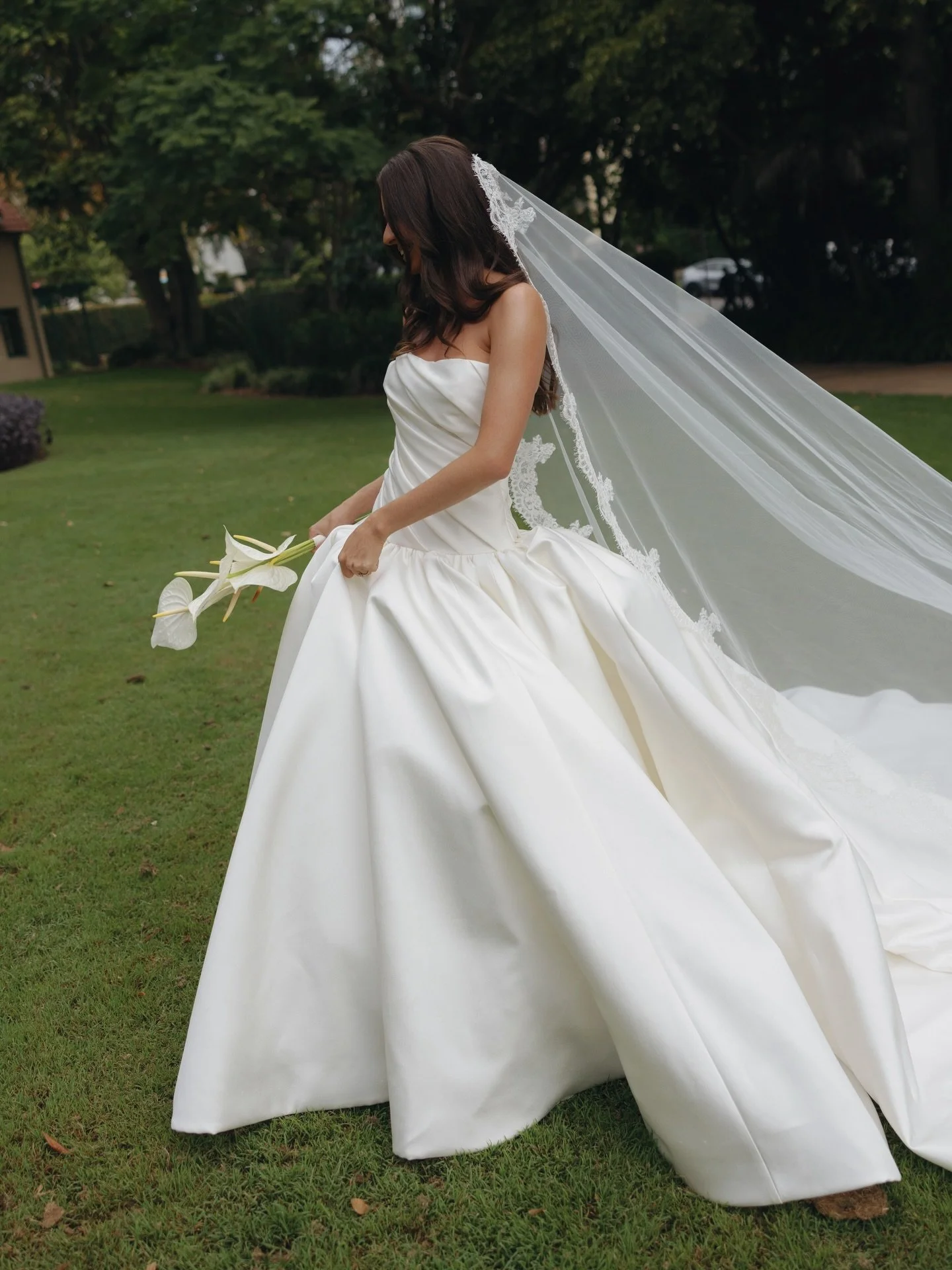 Morning moments with Tess

Ceremony dress @steven_khalil