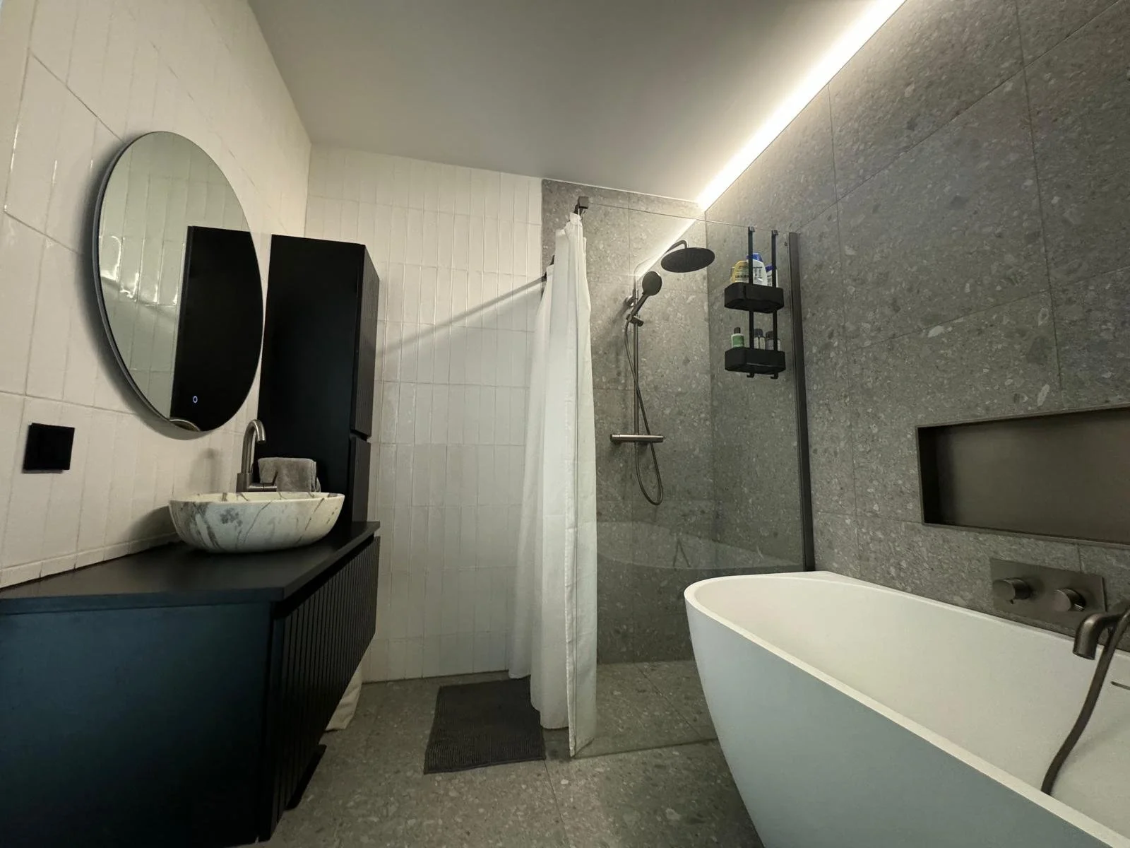 WhatsApp Image 2024-08-25 at 22.28.11123.jpeg