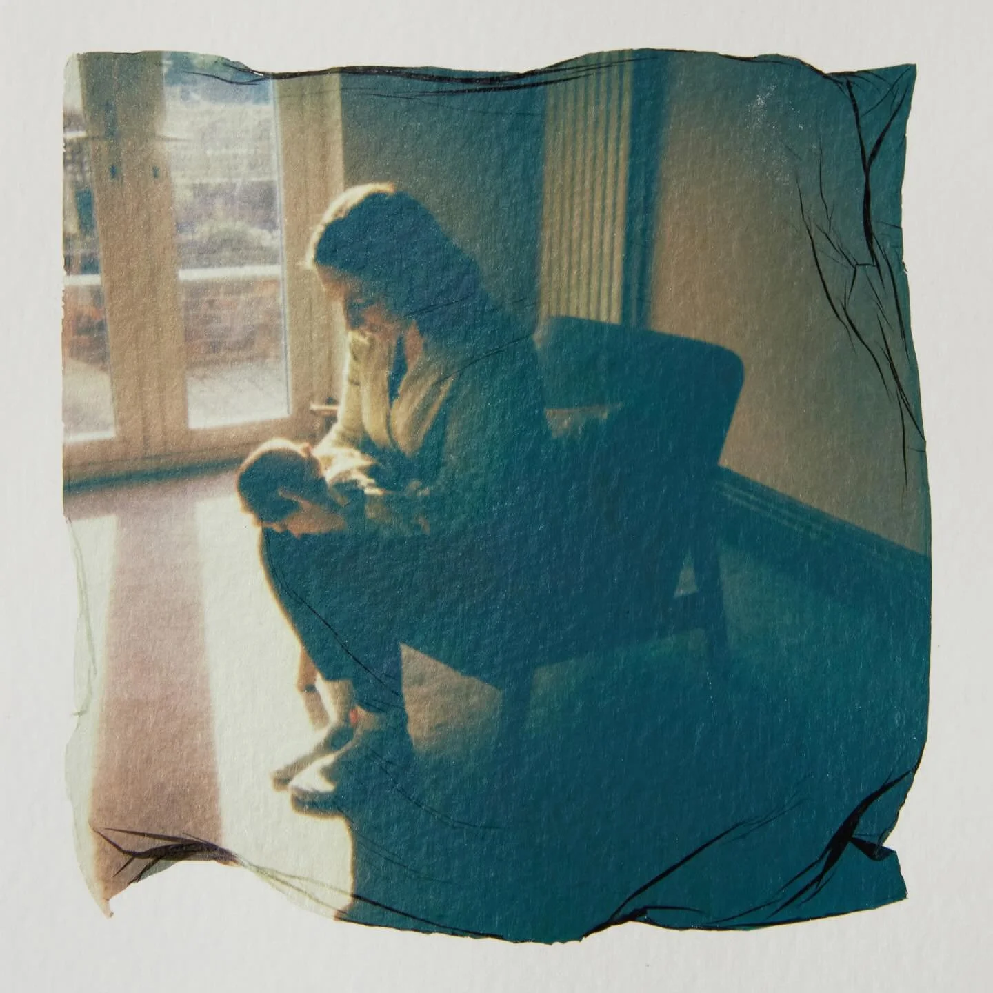 It&rsquo;s been a busy year 💛
I&rsquo;ve lots to catch up on and share here&hellip;

#portrait #portraiture #polaroid #emulsionlift #polaroidlift #betty